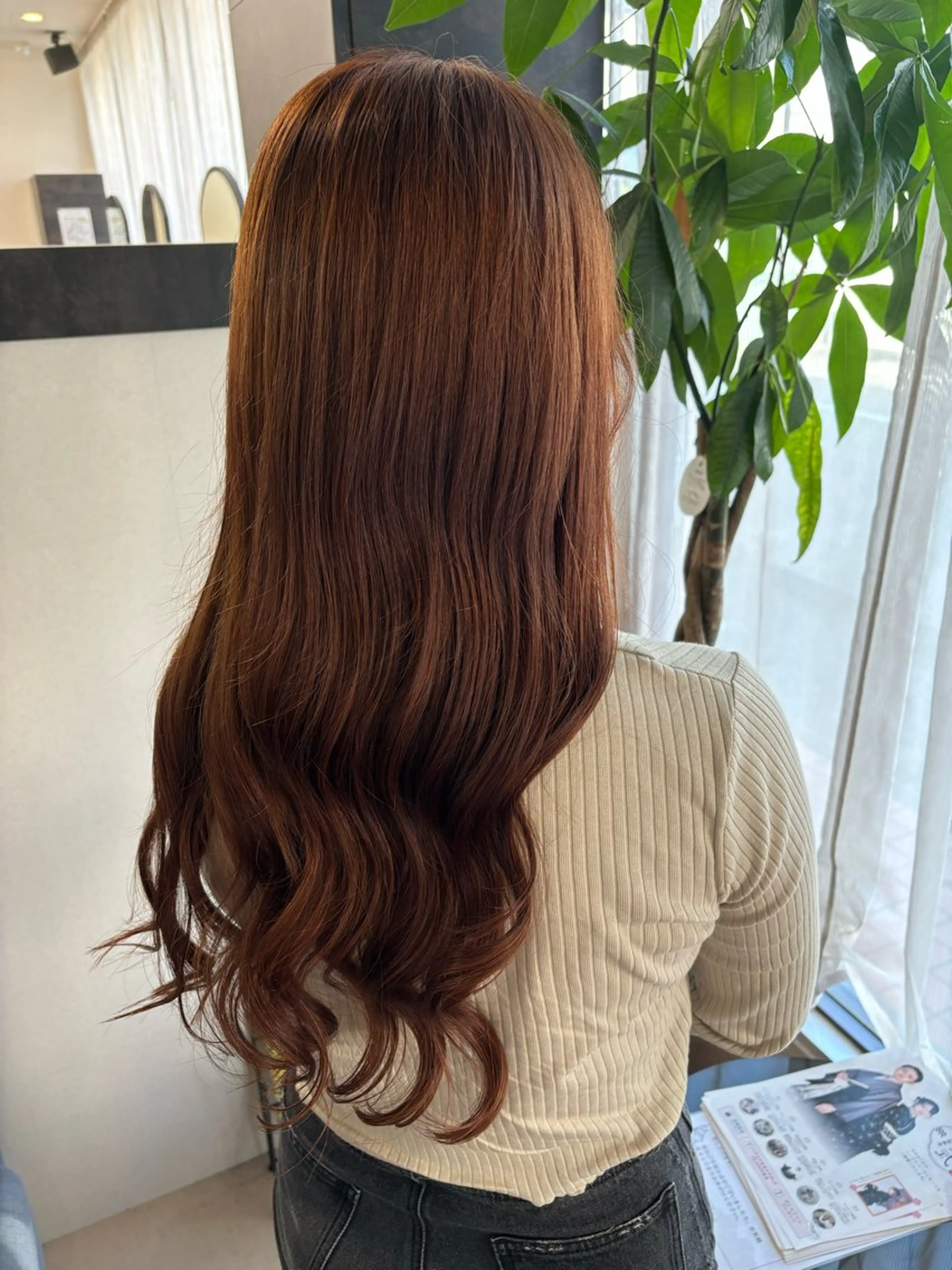 カラー 小山 麗奈のヘアスタイル