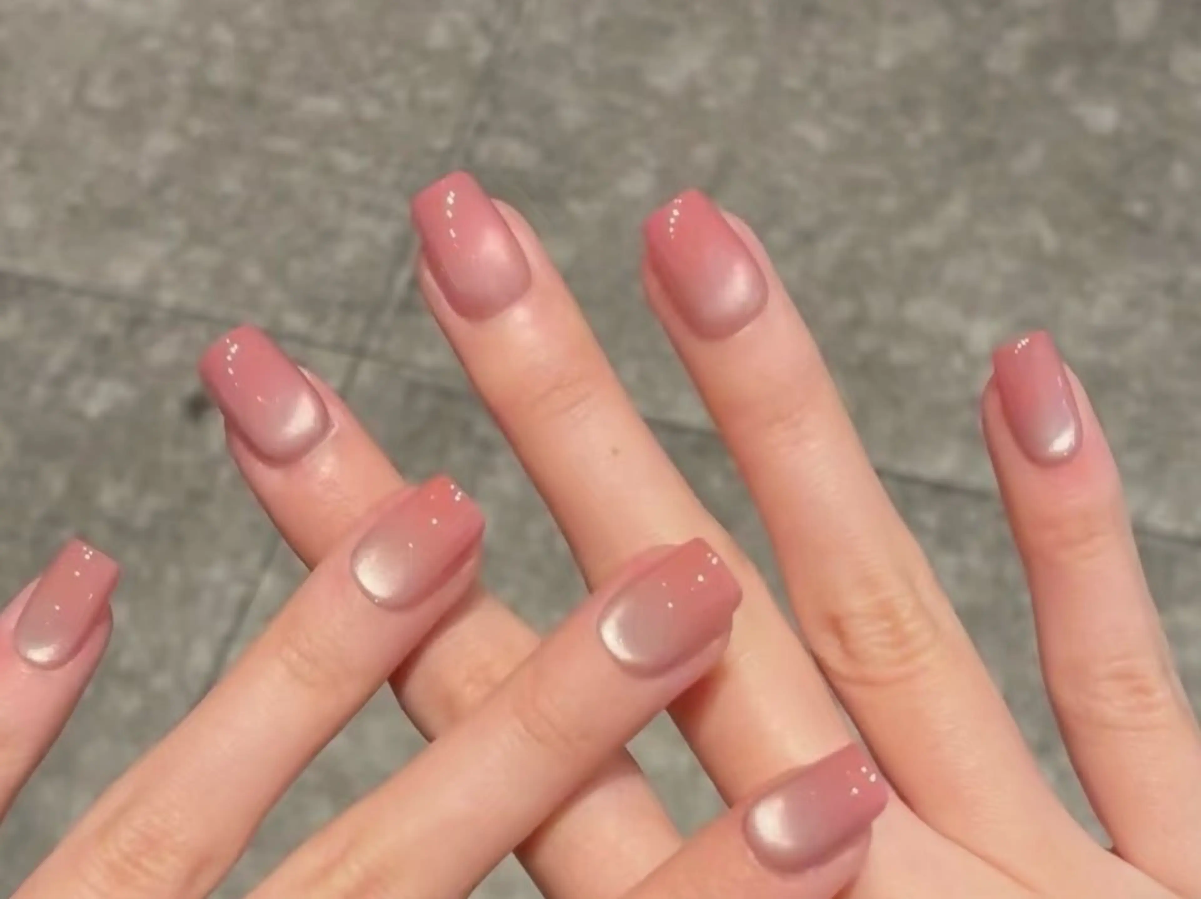 ミディアム ハンドネイル Atelier nail salonのネイルデザイン