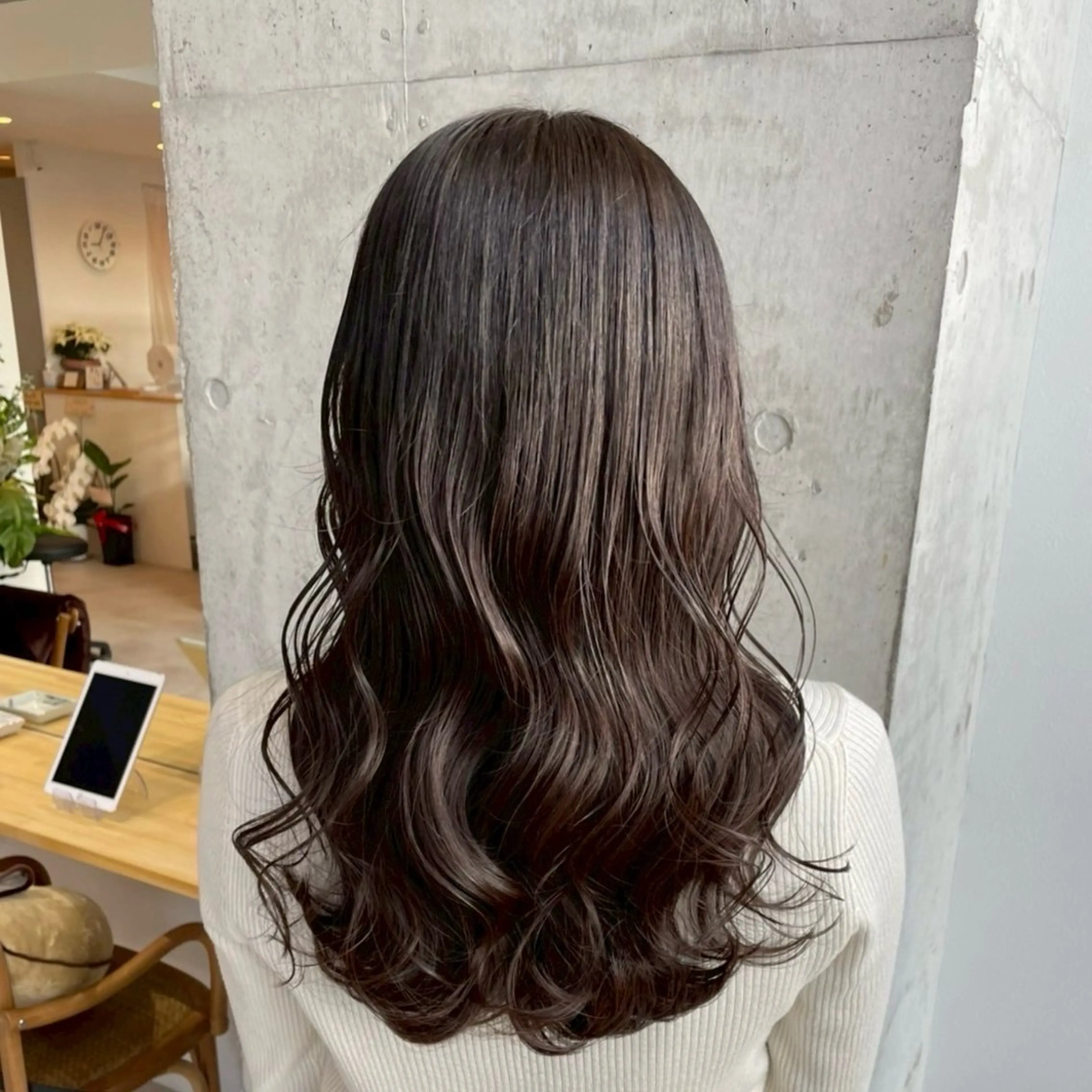 ロング カラー カット ヘアカラー トリートメント ブリーチなし 暖色カラー/井上あいのヘアスタイル