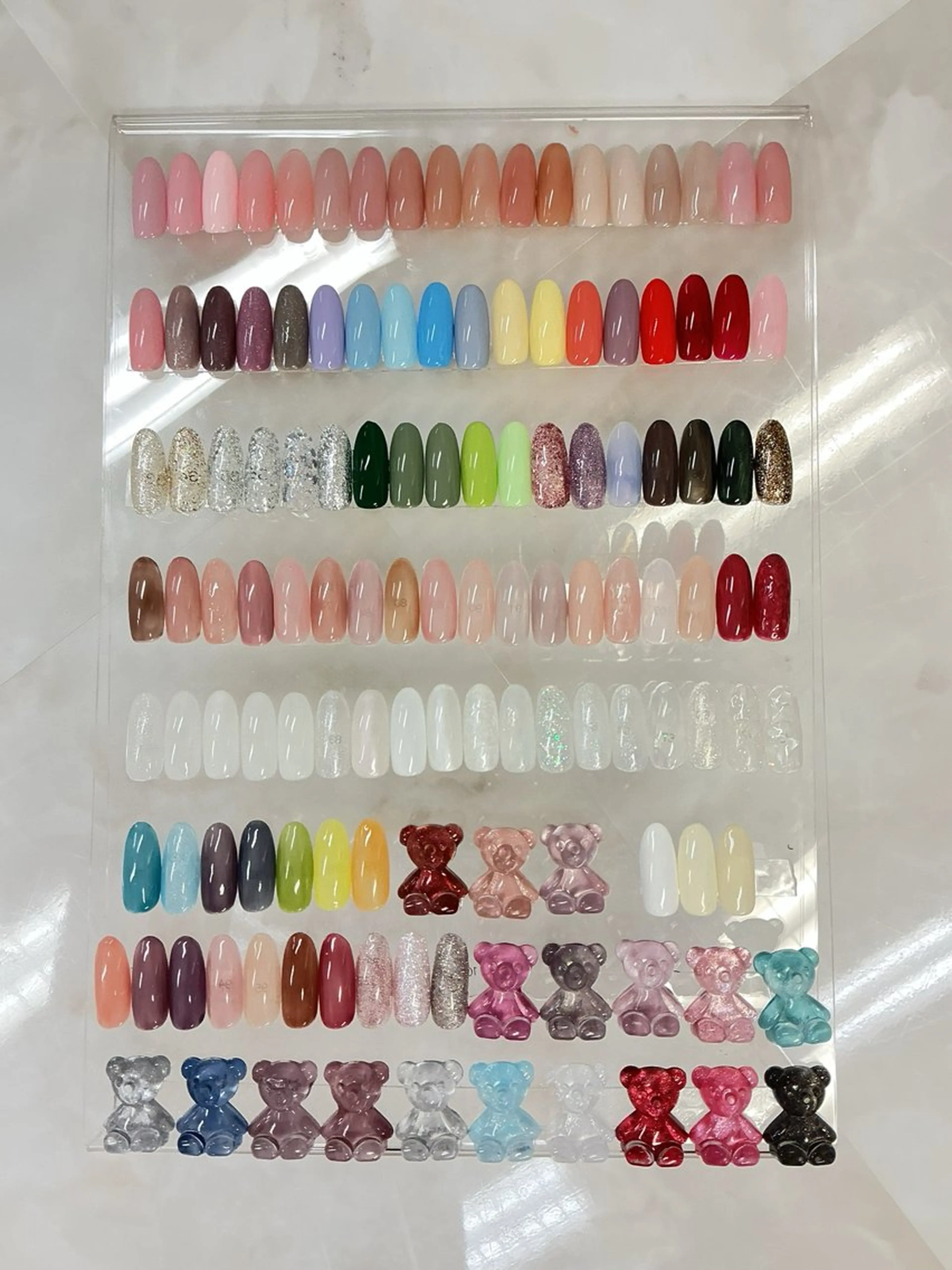 ネイル チークネイル フットネイル フレンチネイル ジェルネイル マグネットネイル Queeens nailのネイルデザイン