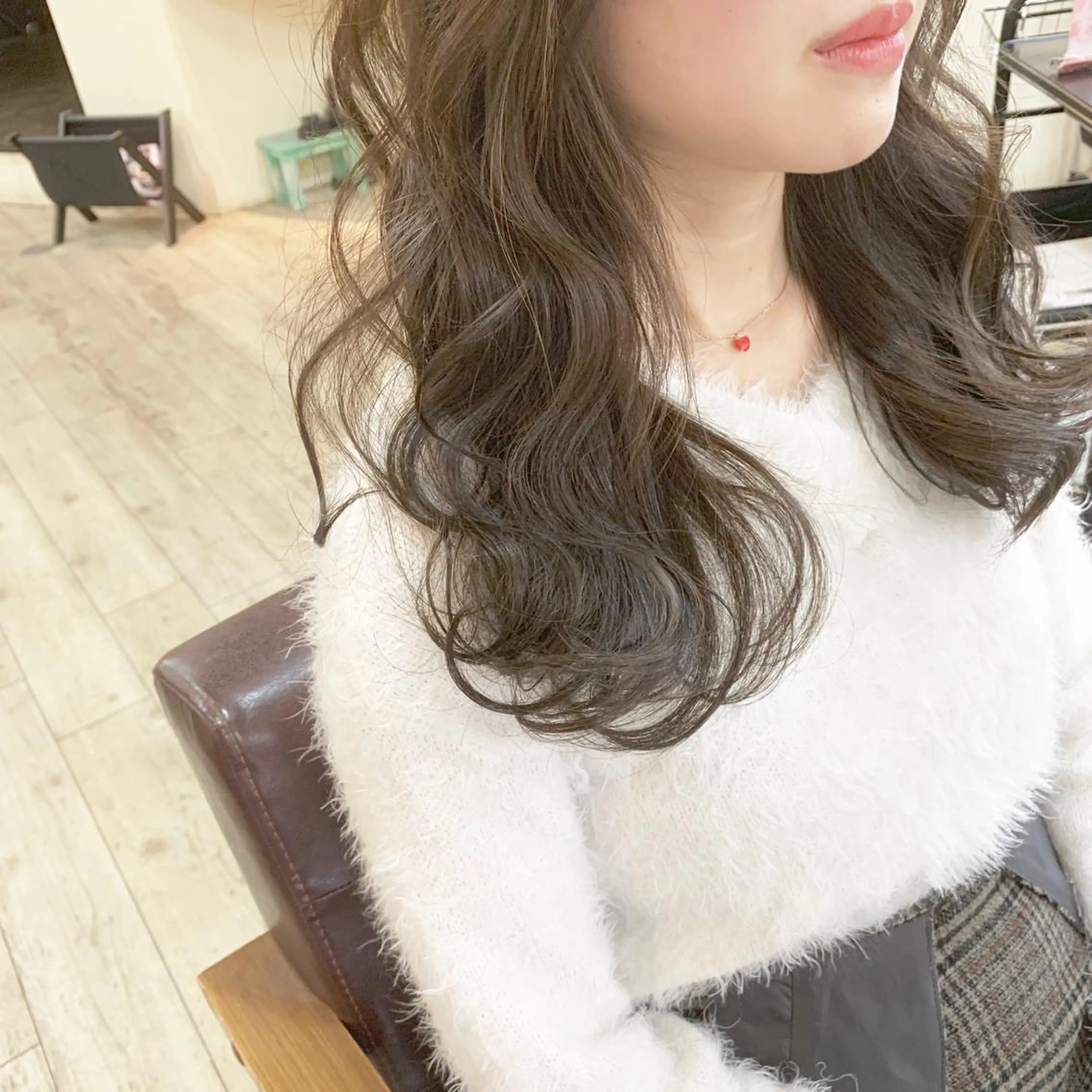 ロング カラー パーマ ヘアアレンジ ネイル マツエク・マツパ 透明感カラー グレージュ ハイライトカラー デート ハイライト ◆感動口コミ/最小顔 理論カット◆森口 峻のヘアスタイル