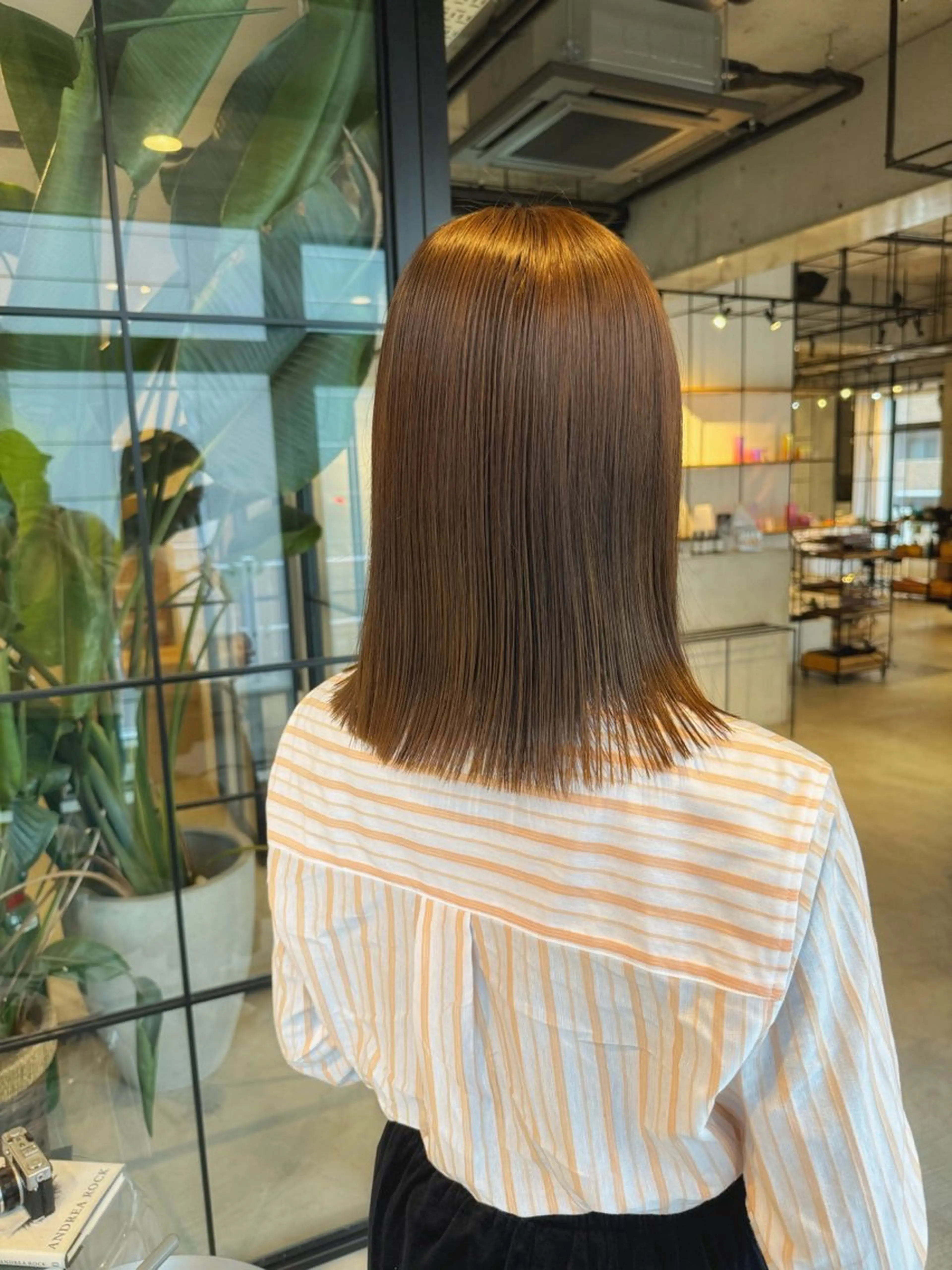 ミディアム カット ヘアカラー トリートメント ベージュカラー/新潟 カラー特化/落合優吾のヘアスタイル