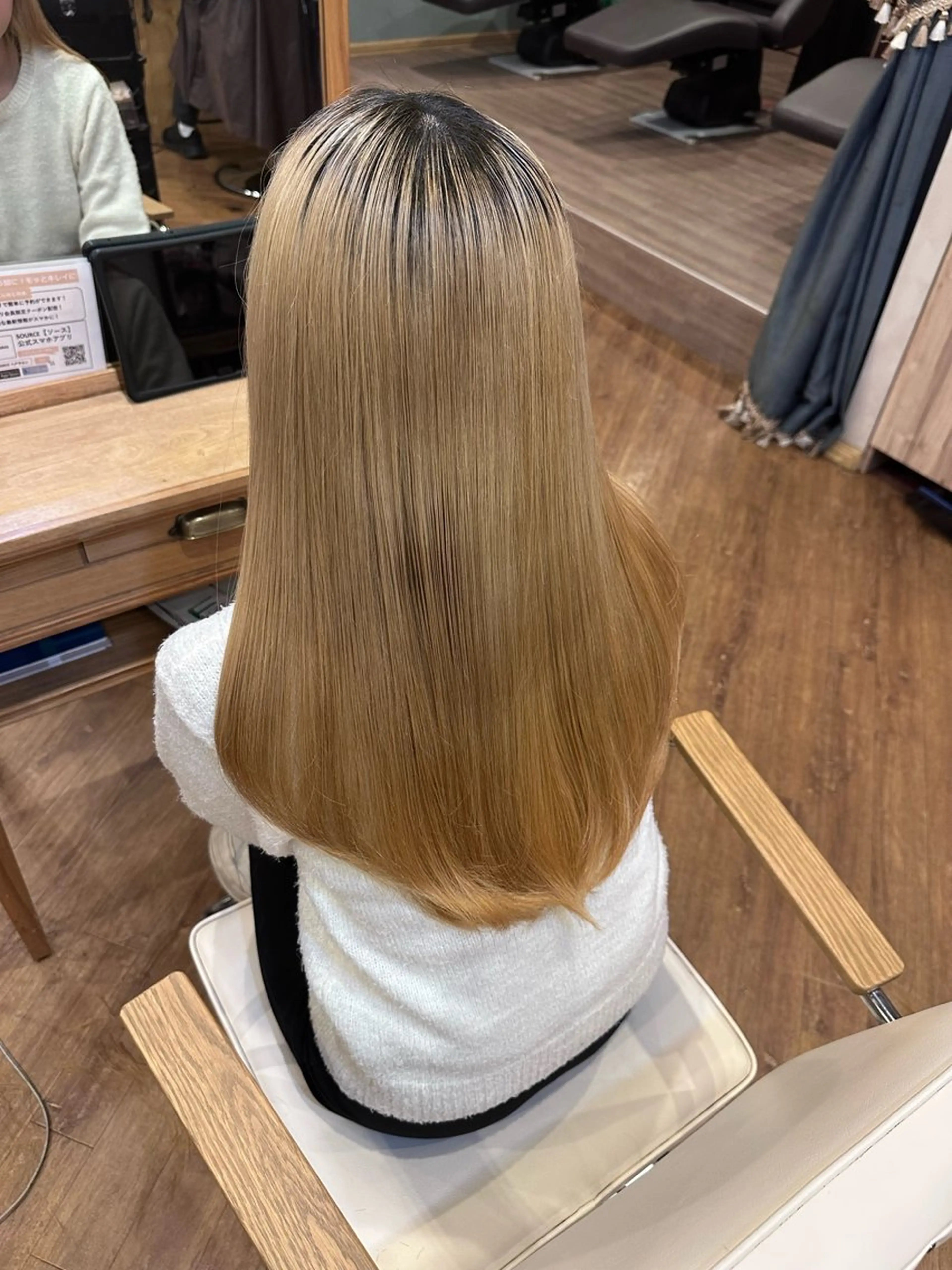 ロング レイヤーカット 髪質改善・艶カラー HIROTOのヘアスタイル