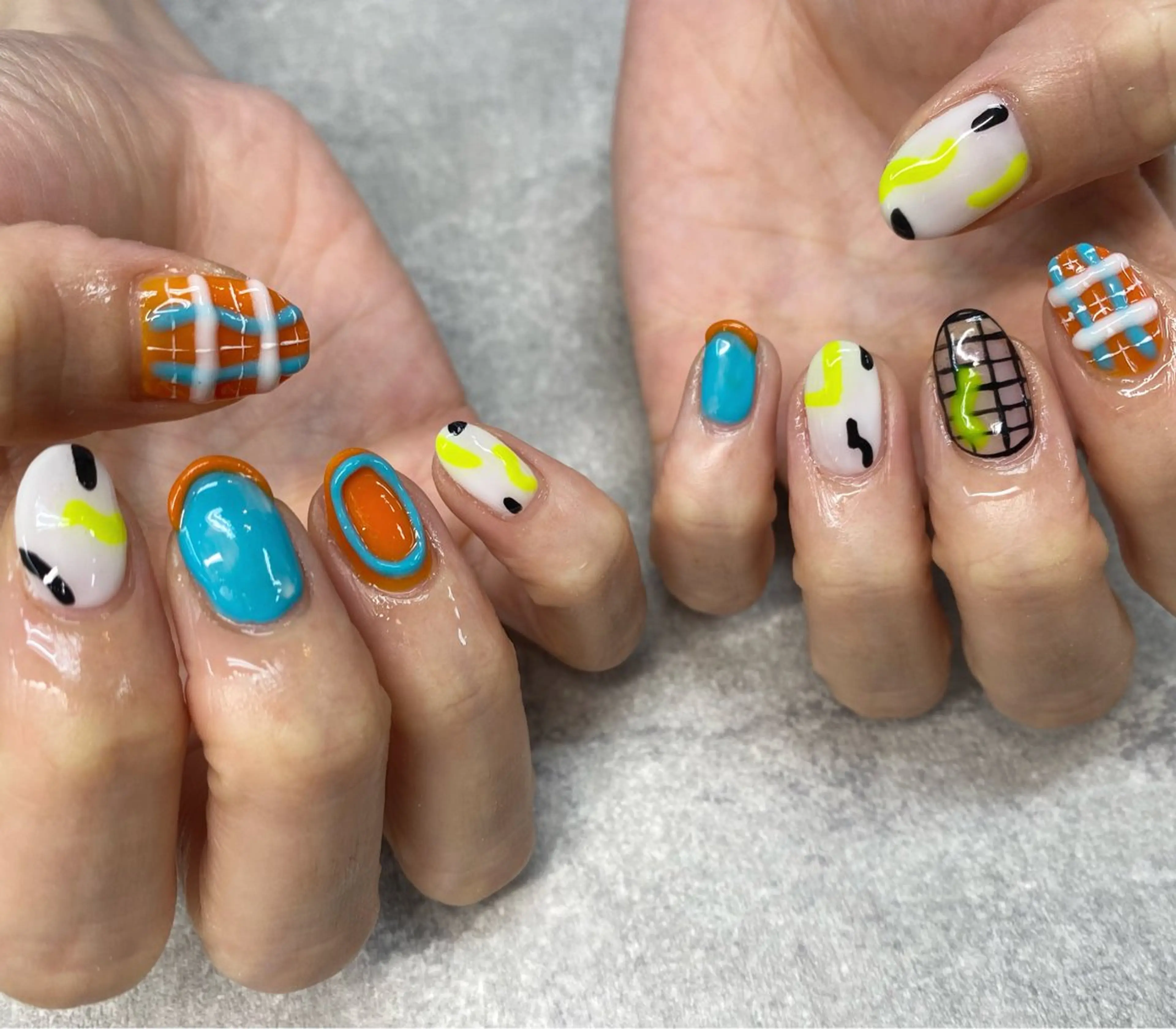 ネイル フットネイル フレンチネイル グラデーション キラキラネイル 韓国ネイル okada kannaのネイルデザイン