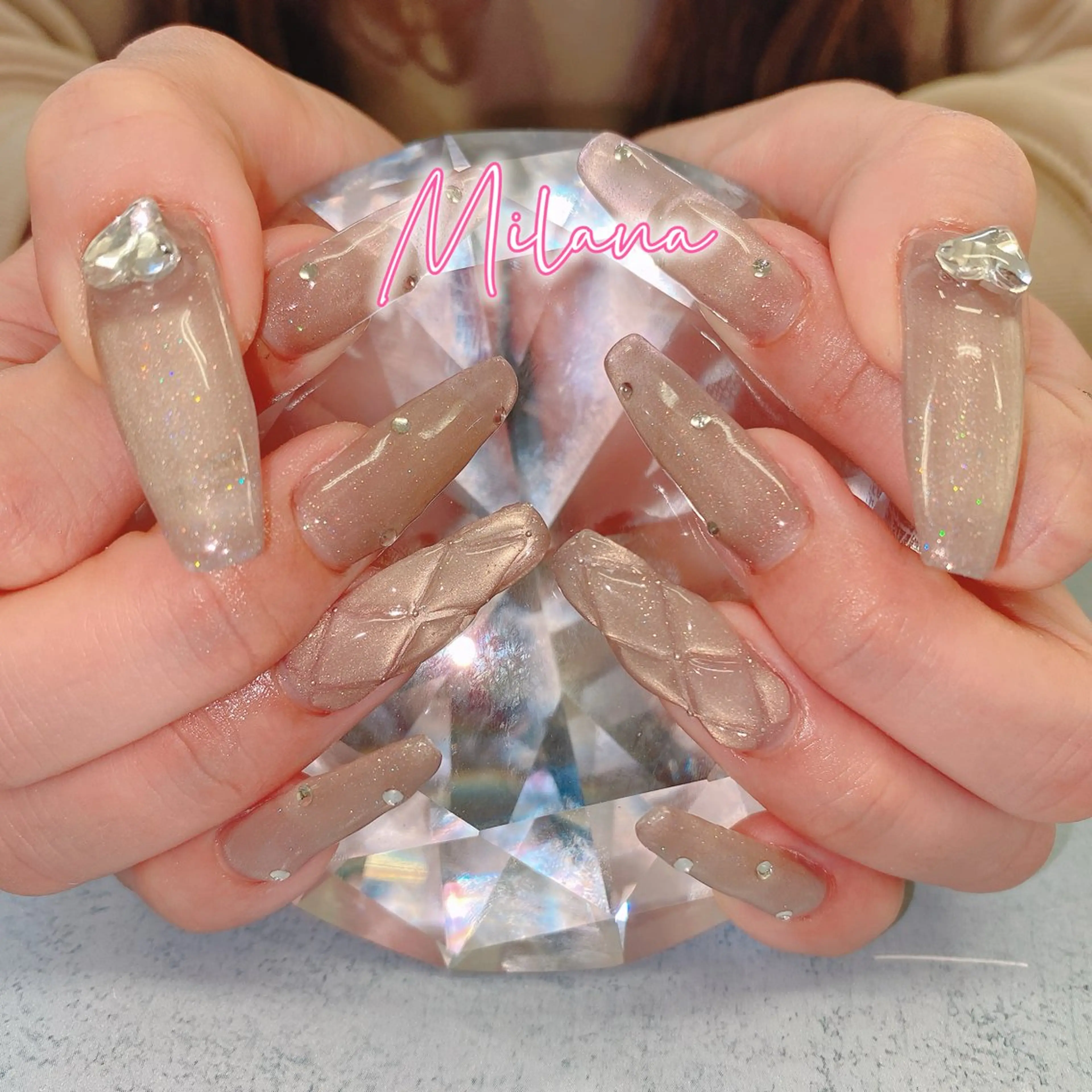 ネイル マグネットネイル ハンドネイル Milana （研修生メニュー）のネイルデザイン