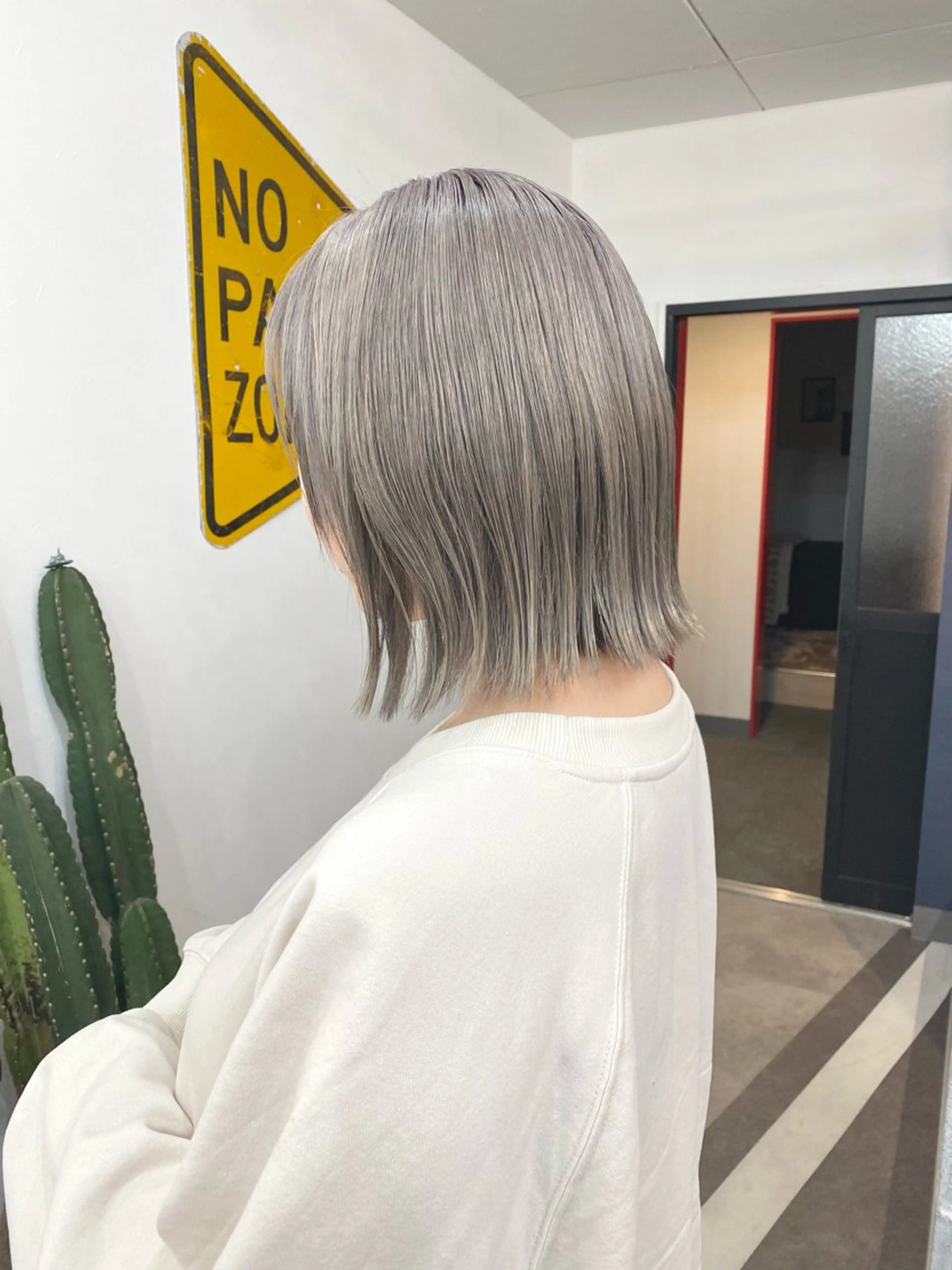 【ボブ】ケアブリーチカラー+トリートメントの写真