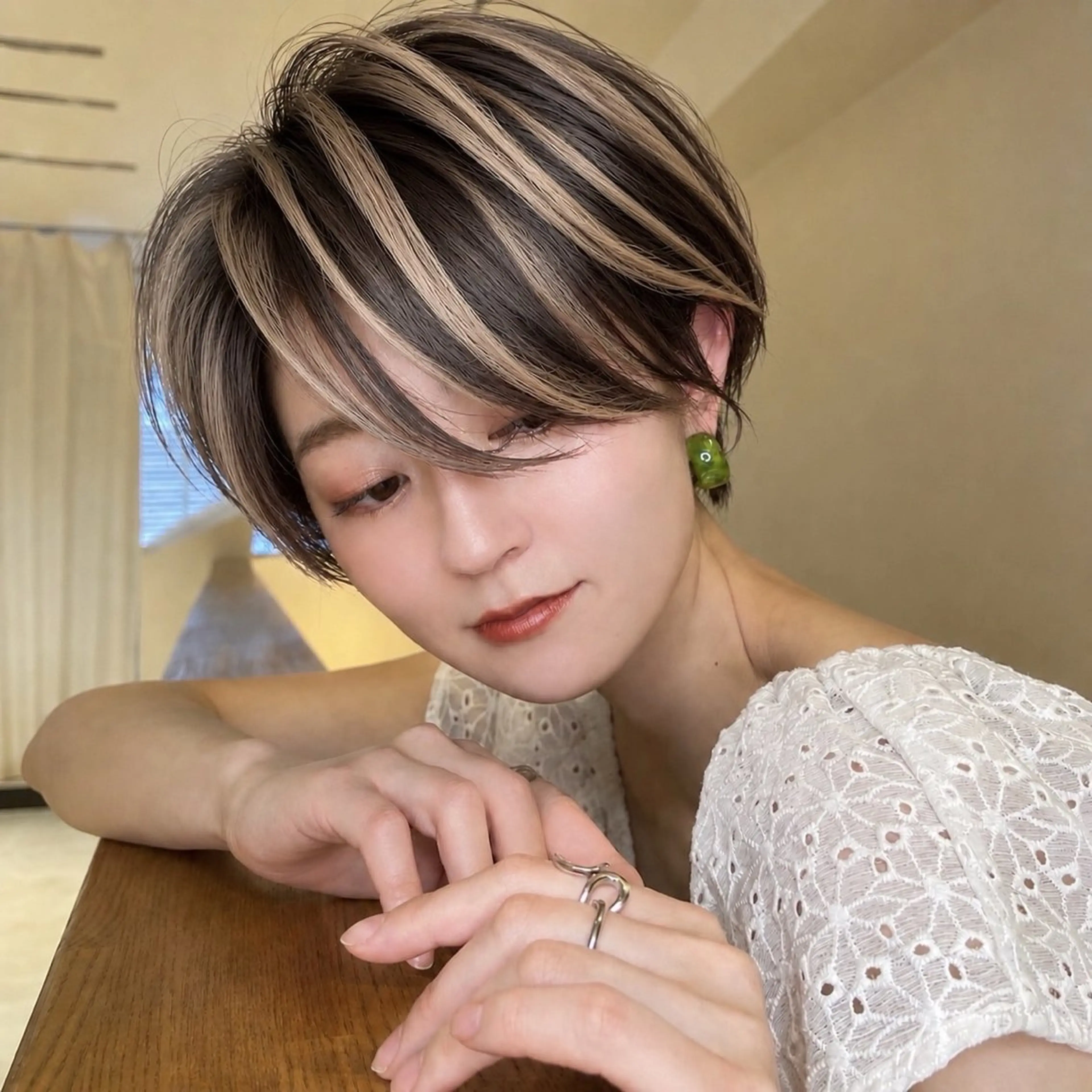 カット＋白髪ぼかしカラー(アンブレラ)の写真