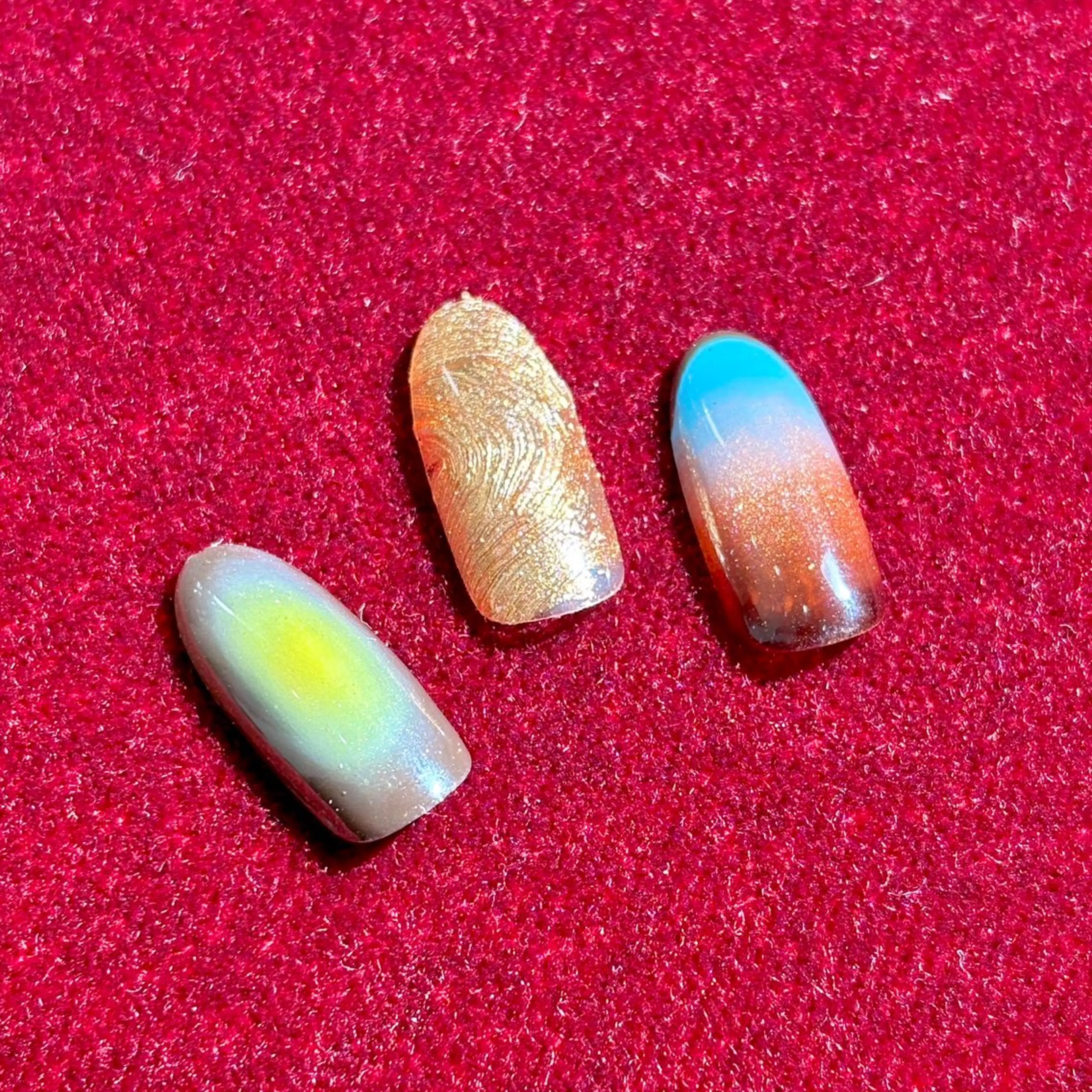 ニュアンスネイルモデル(➕オフあり)の写真