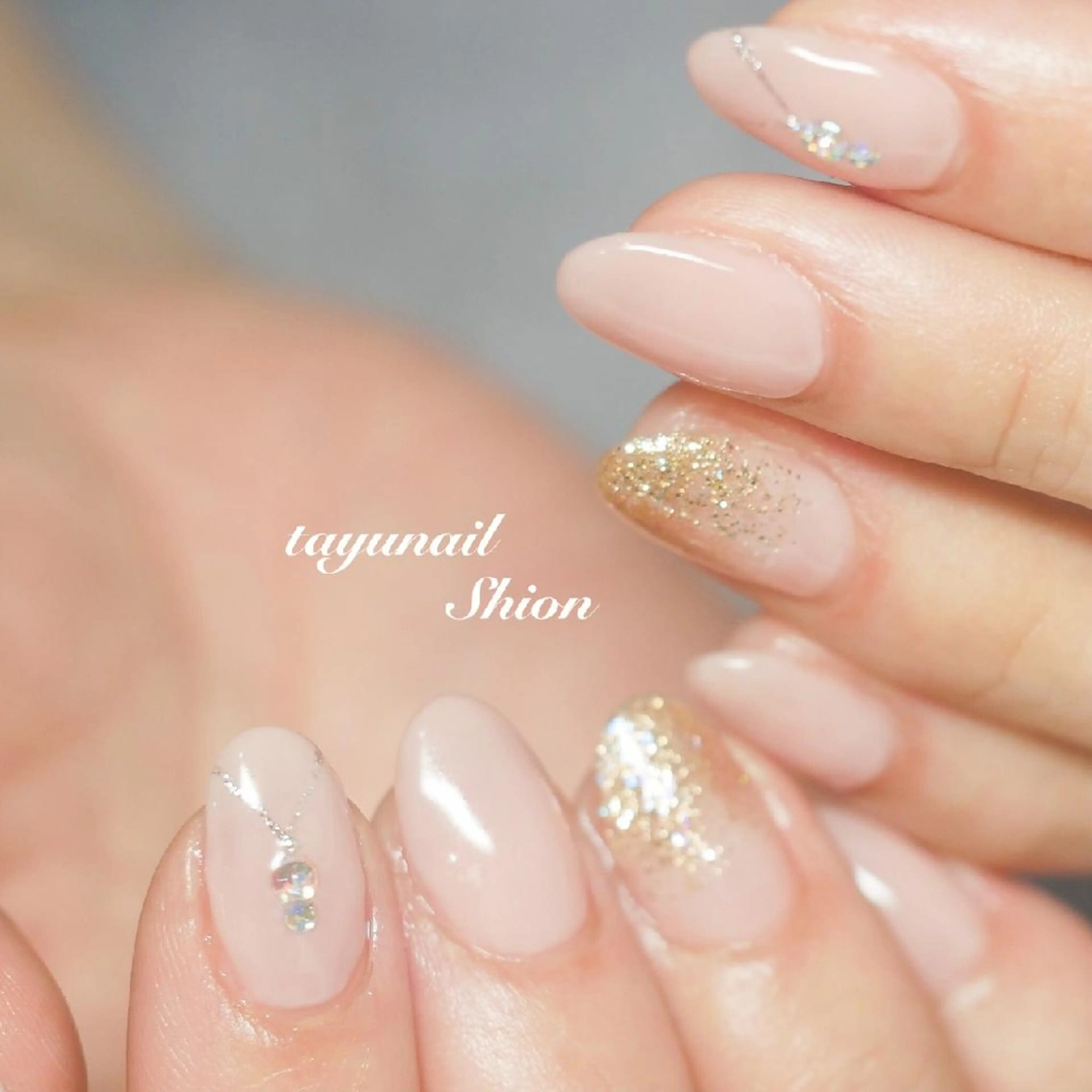ネイル ブルー ジェルネイル ラメ(グリッター) パラジェル 春ネイル ネイルサロン 【たゆnail】のネイルデザイン