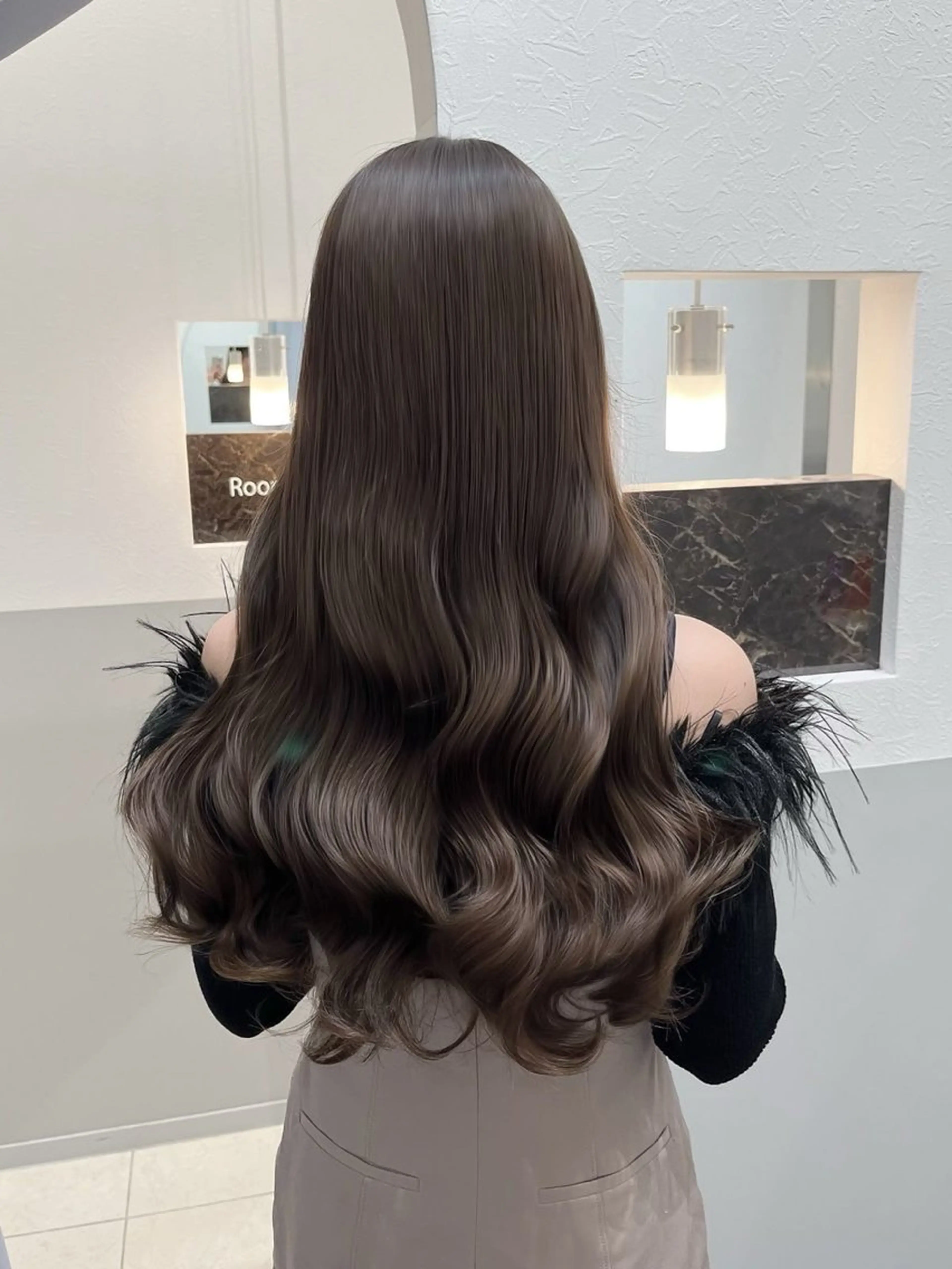 ロング トリートメント 淺井 さくらのヘアスタイル