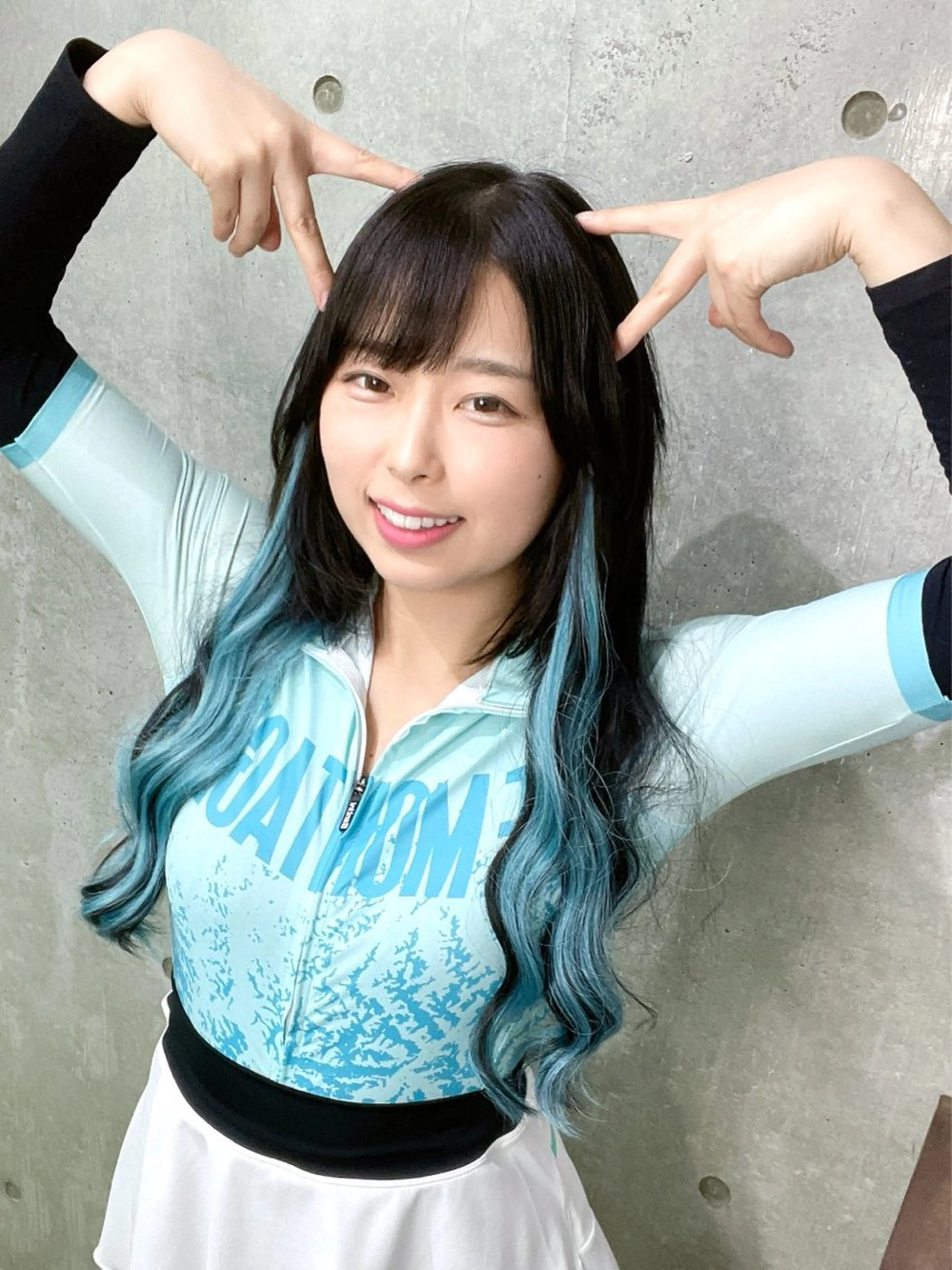 ロング カラー エクステ ロング エクステ 名古屋のピンク好き かずくん🦩のヘアスタイル