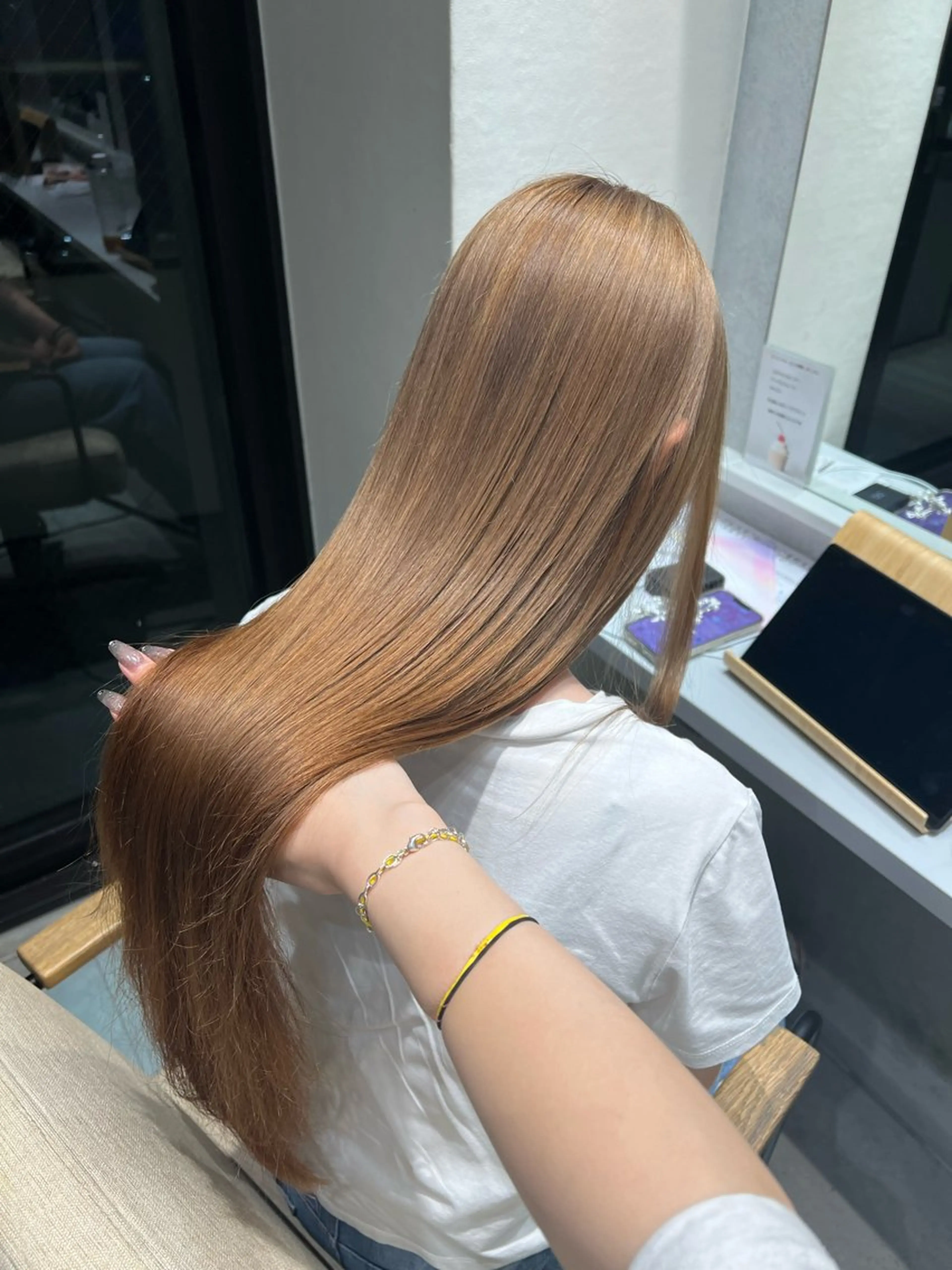 カラー ベージュカラー ブリーチ ケアブリーチ ヘーゼル ayaka🫧 梅田ダブルカラーのヘアスタイル