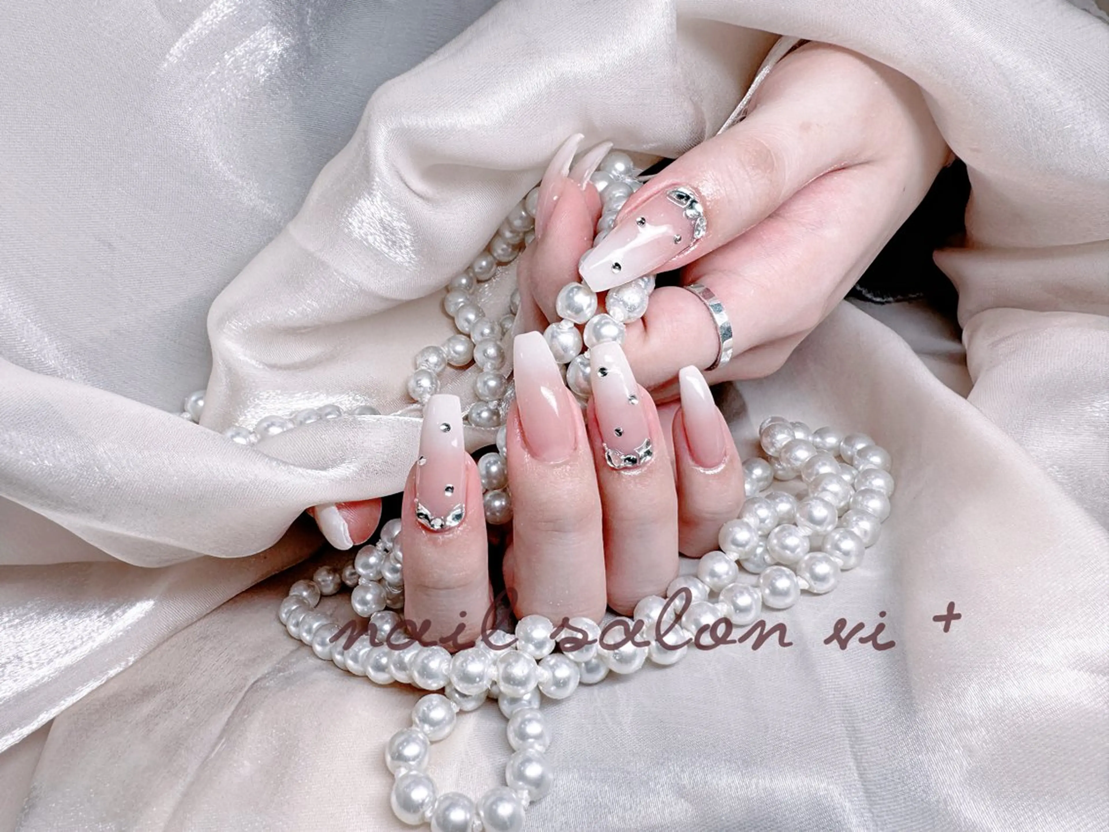 ネイル ハンドネイル ✨Nailsalon Vi+✨のネイルデザイン