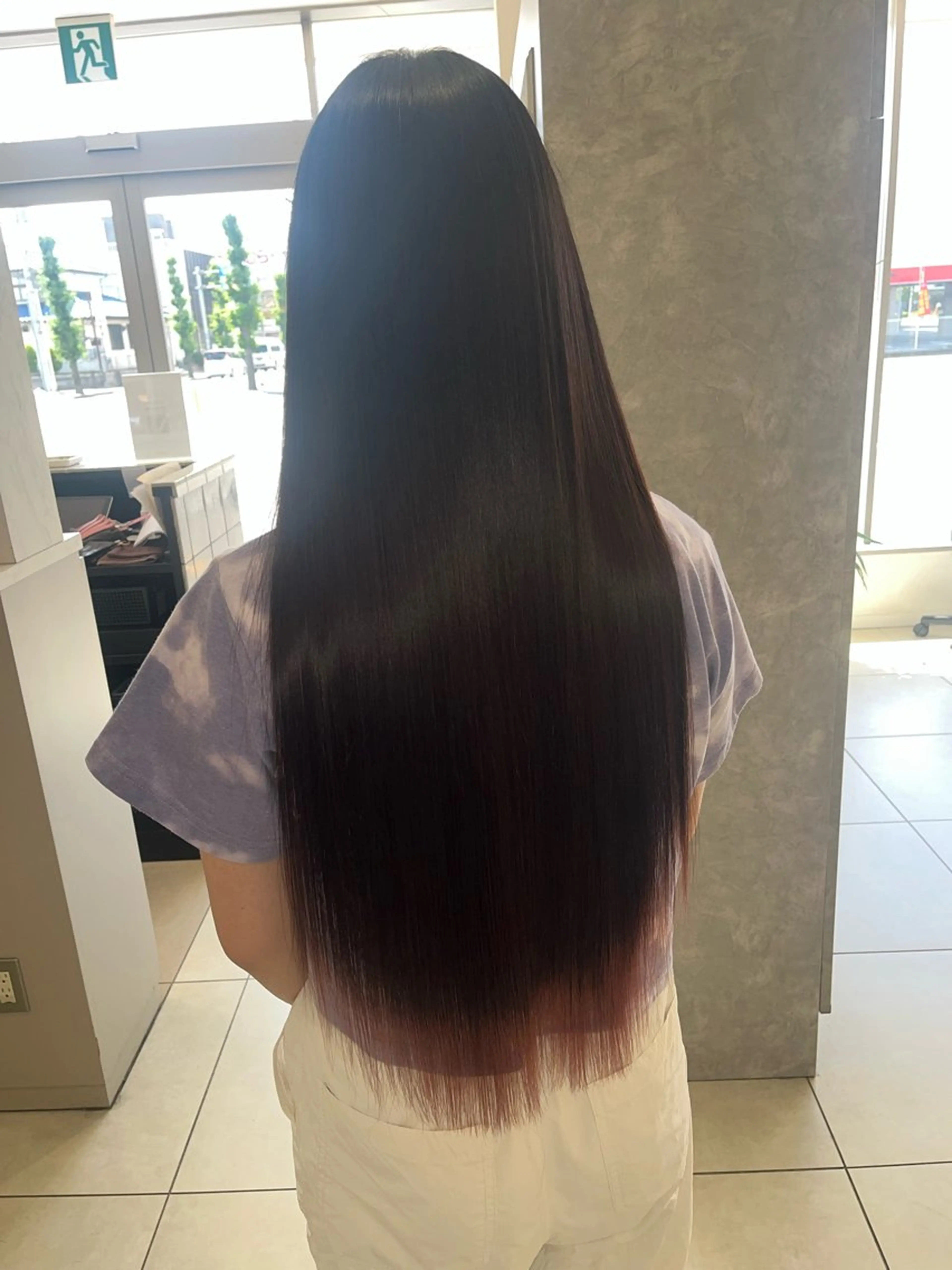 ロング 吹田 駿 髪質改善縮毛矯正のヘアスタイル