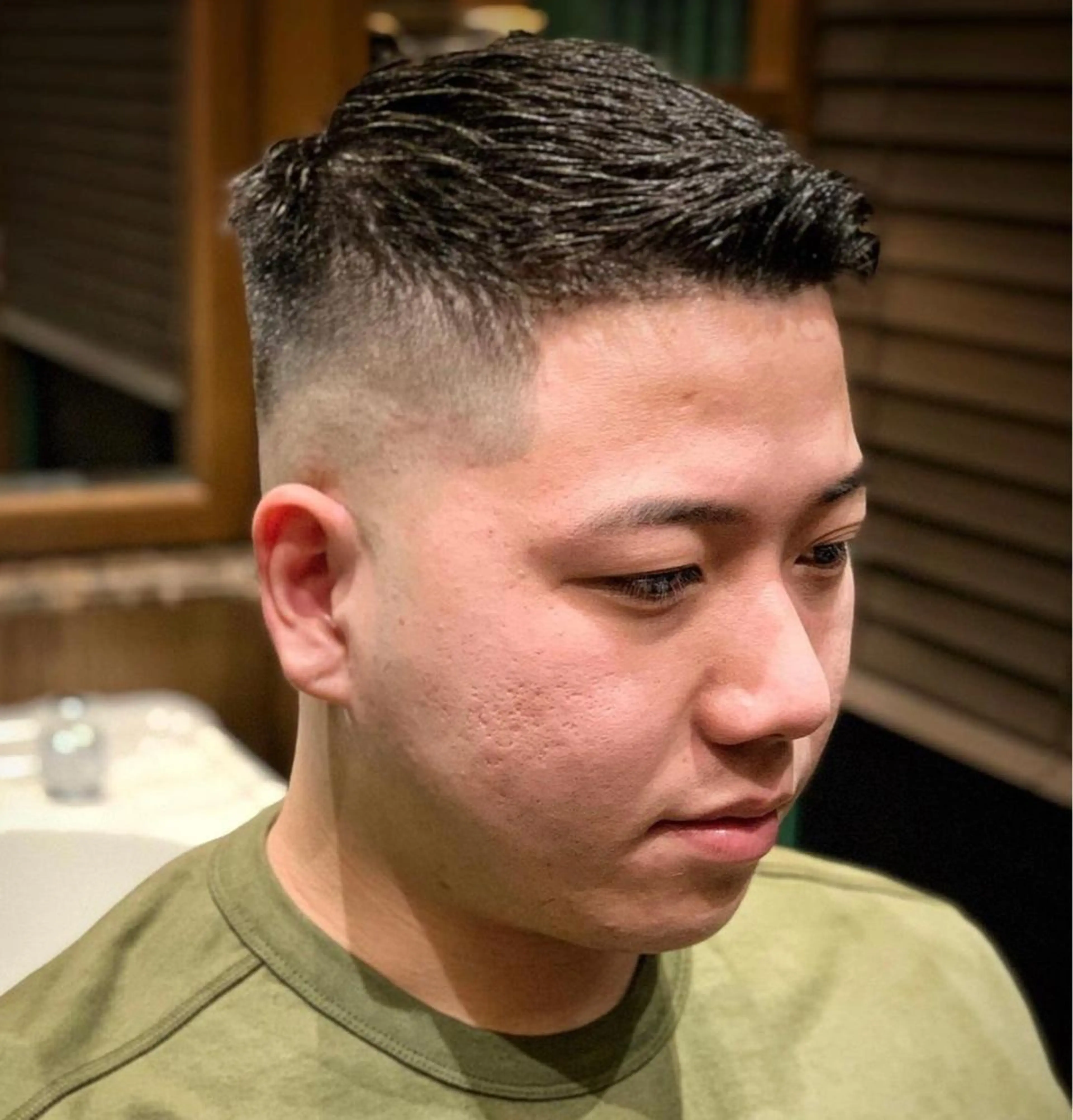 ショート パーマ メンズ 浅見 天翔のヘアスタイル