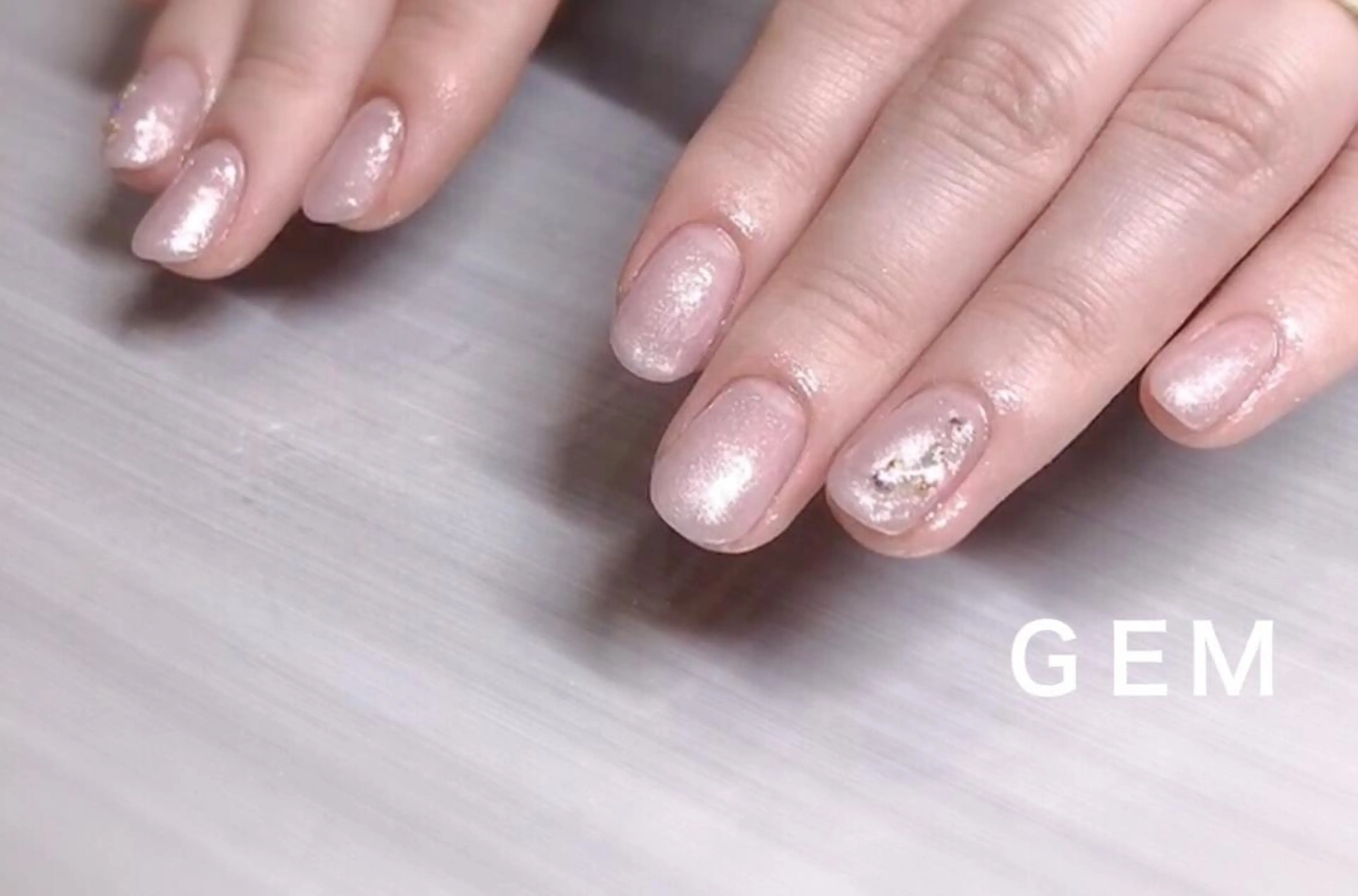 ネイル ワンカラーネイル ストーンネイル GEM beautyのマツエク・マツパデザイン