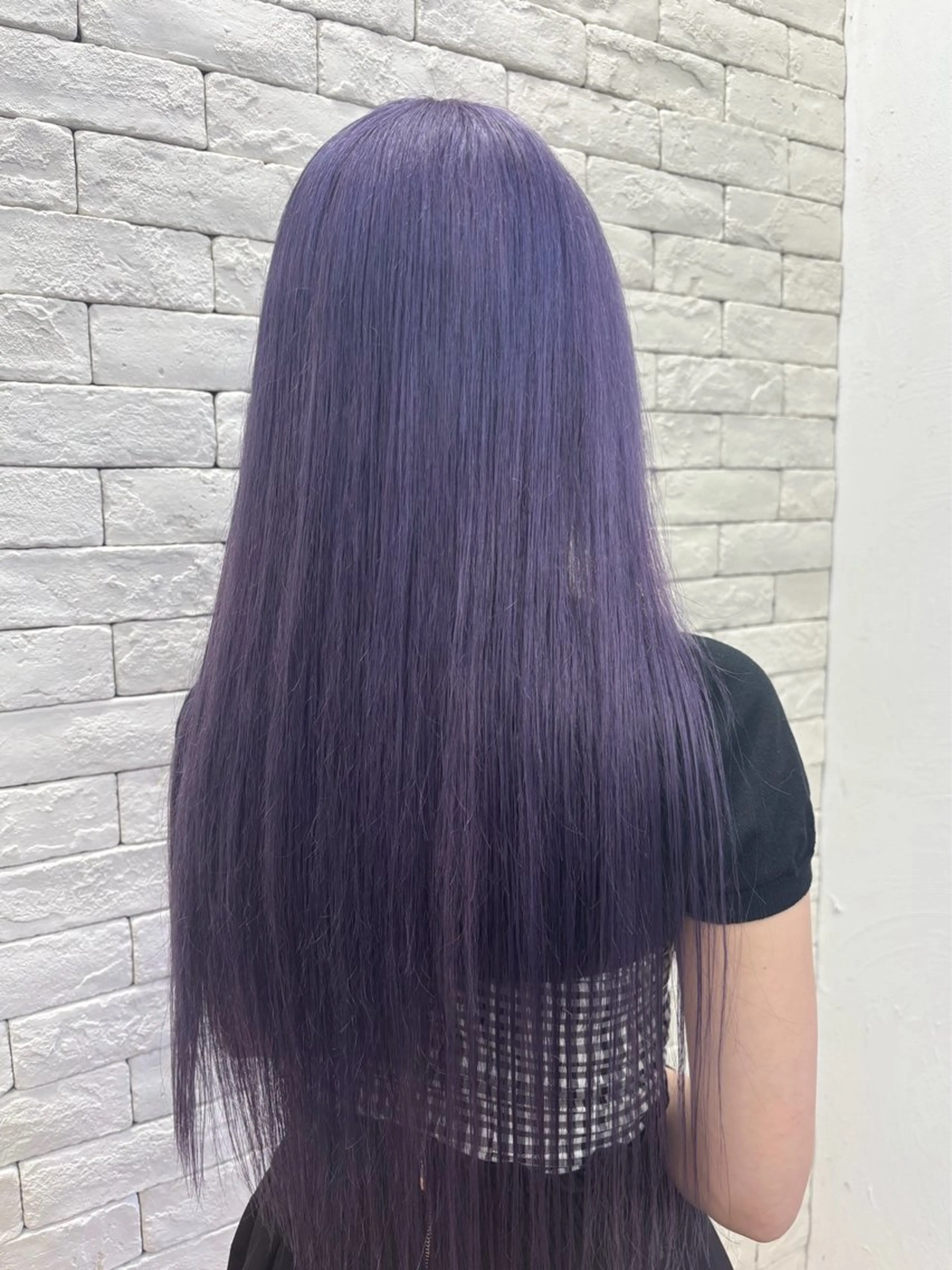 セミロング カラー ブリーチ ブロンド ラベンダーカラー ホワイトブロンド 【ハイトーンカラー】 mizukiのヘアスタイル