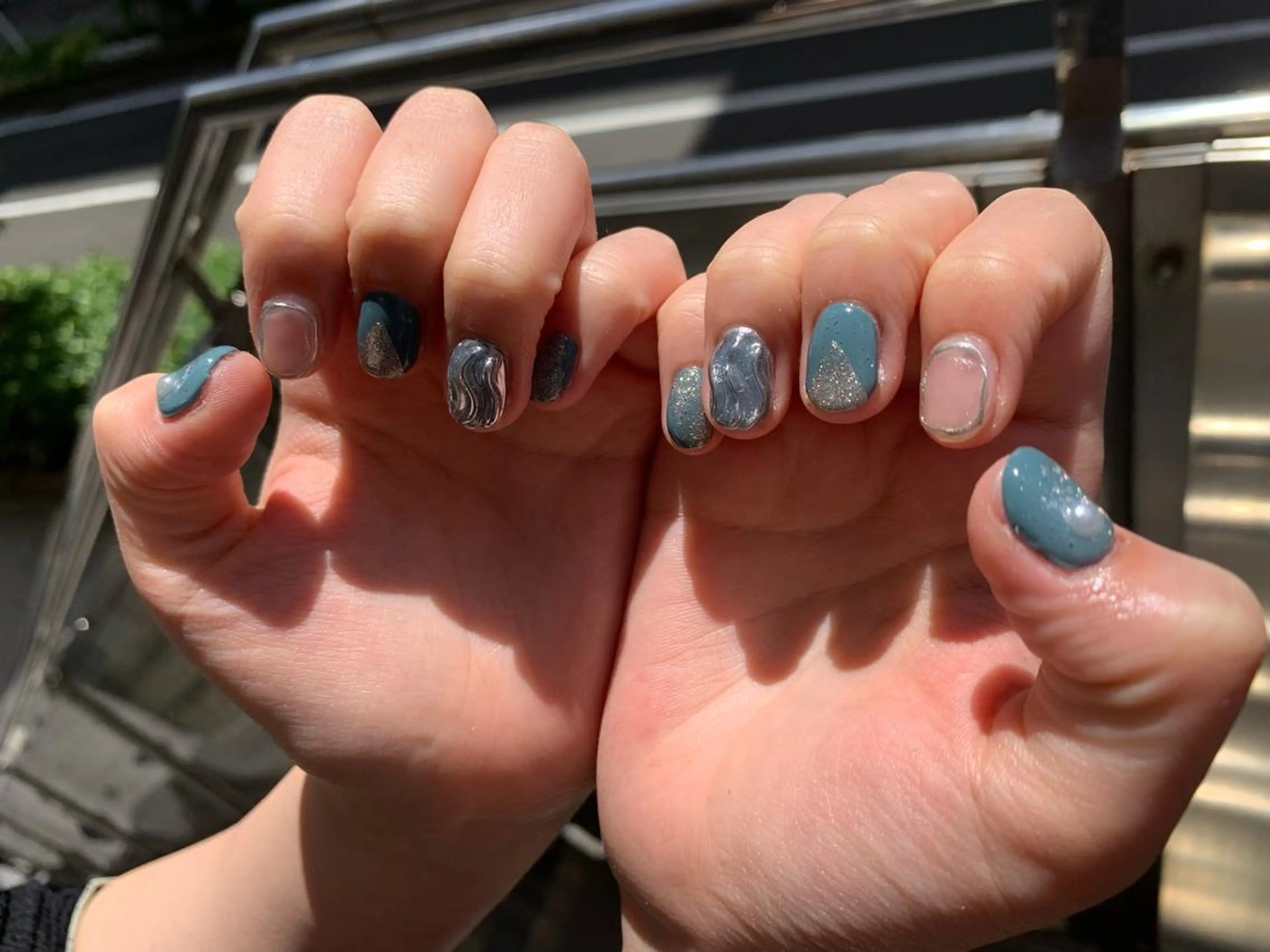 ネイル クリアネイル マキノ ユイのネイルデザイン