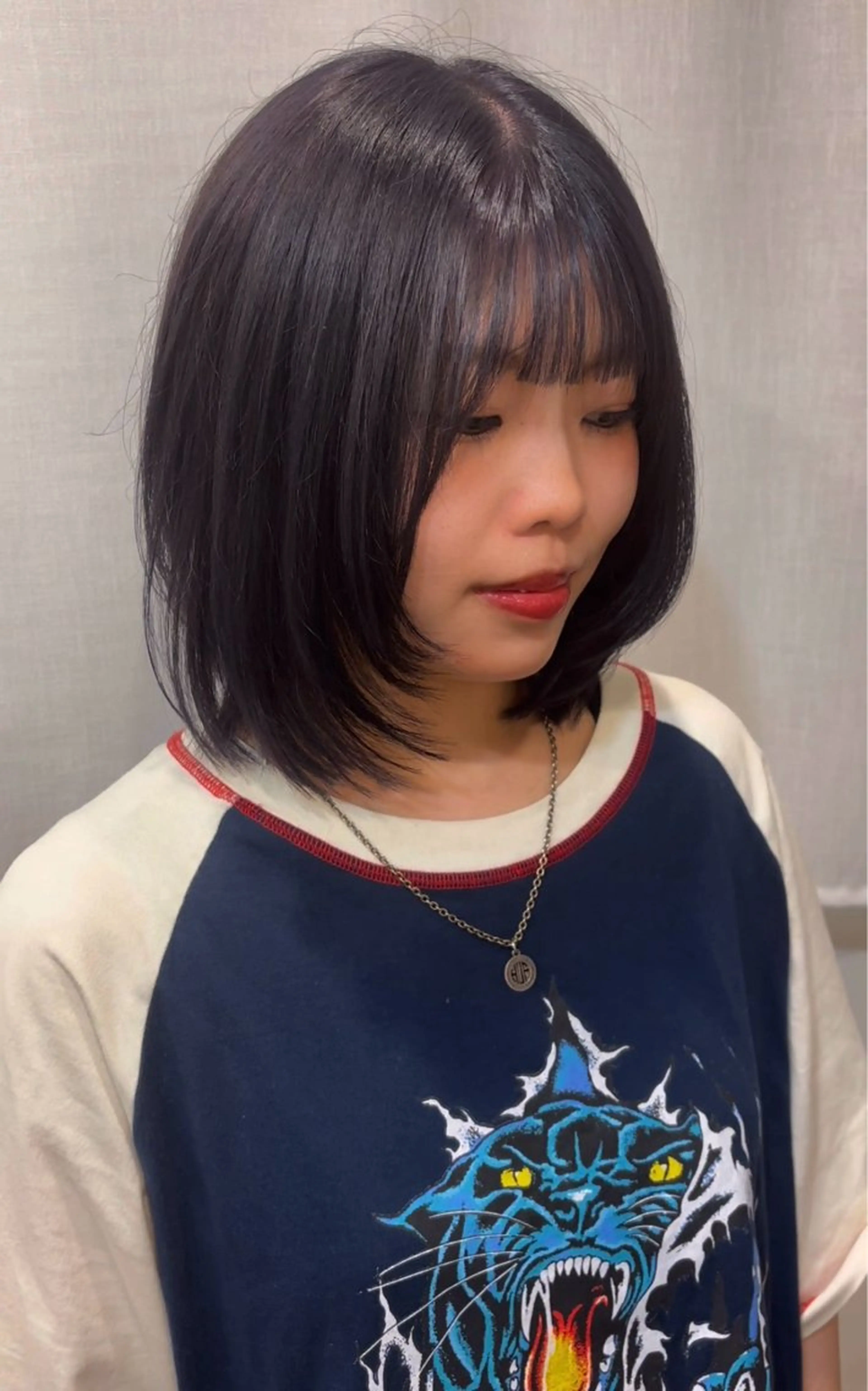 ミディアム カット ヘアカラー トリートメント レイヤー/韓国ヘア /LILICAのヘアスタイル