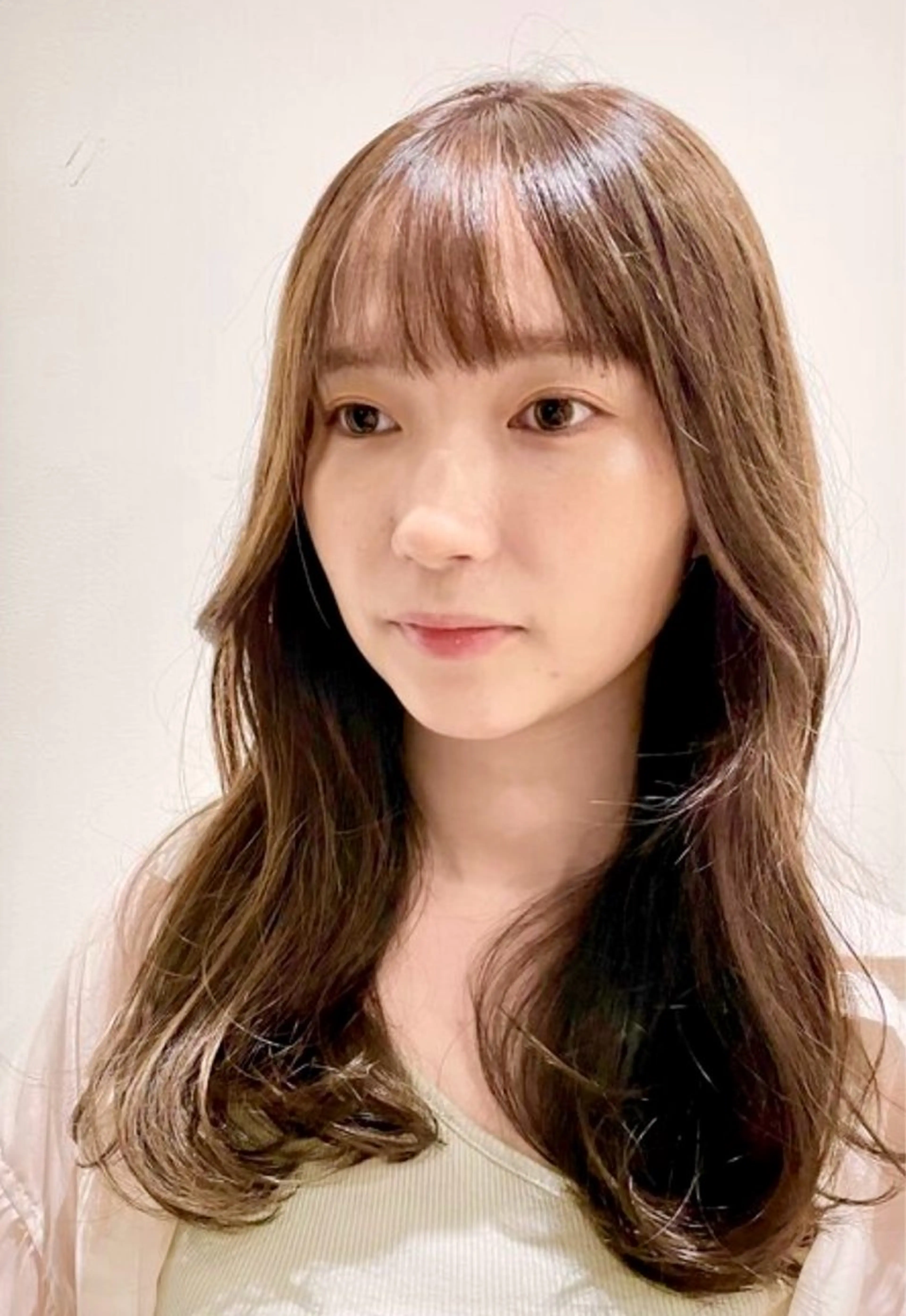 ロング 顔まわりレイヤー 韓国風ヘア レイヤーカット HIQU ROOM所属・HIQU ROOM 💫yuka.のヘアスタイル