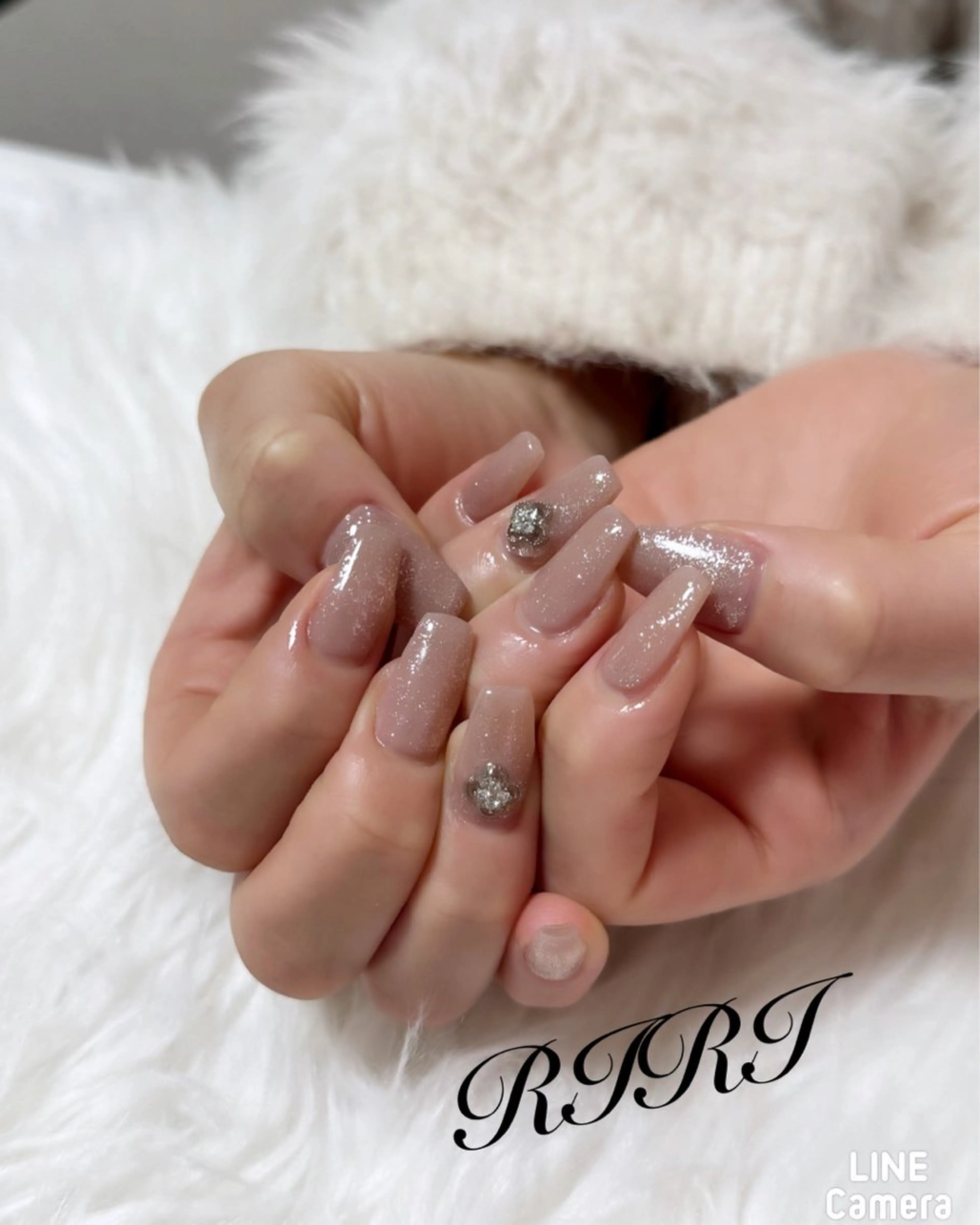 ネイル ジェルネイル キラキラネイル ラメ(グリッター) オフィスネイル ショートネイル ハンドネイル riri オーナーのネイルデザイン