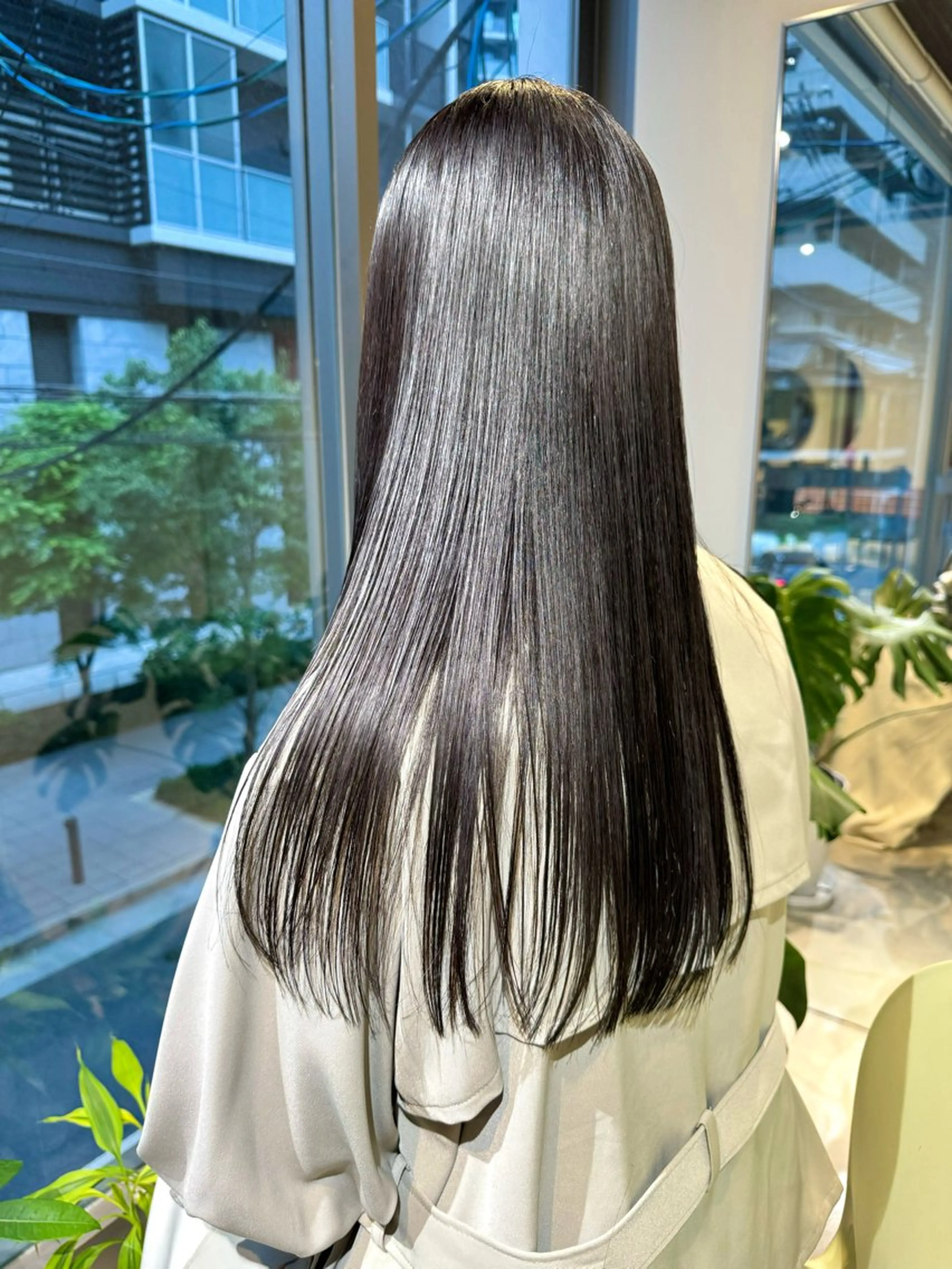 ロング カラー アディクシーカラー アッシュ ベージュカラー グレージュ オリーブカラー 髪質改善マスター 長尾勇弥/梅田中津のヘアスタイル