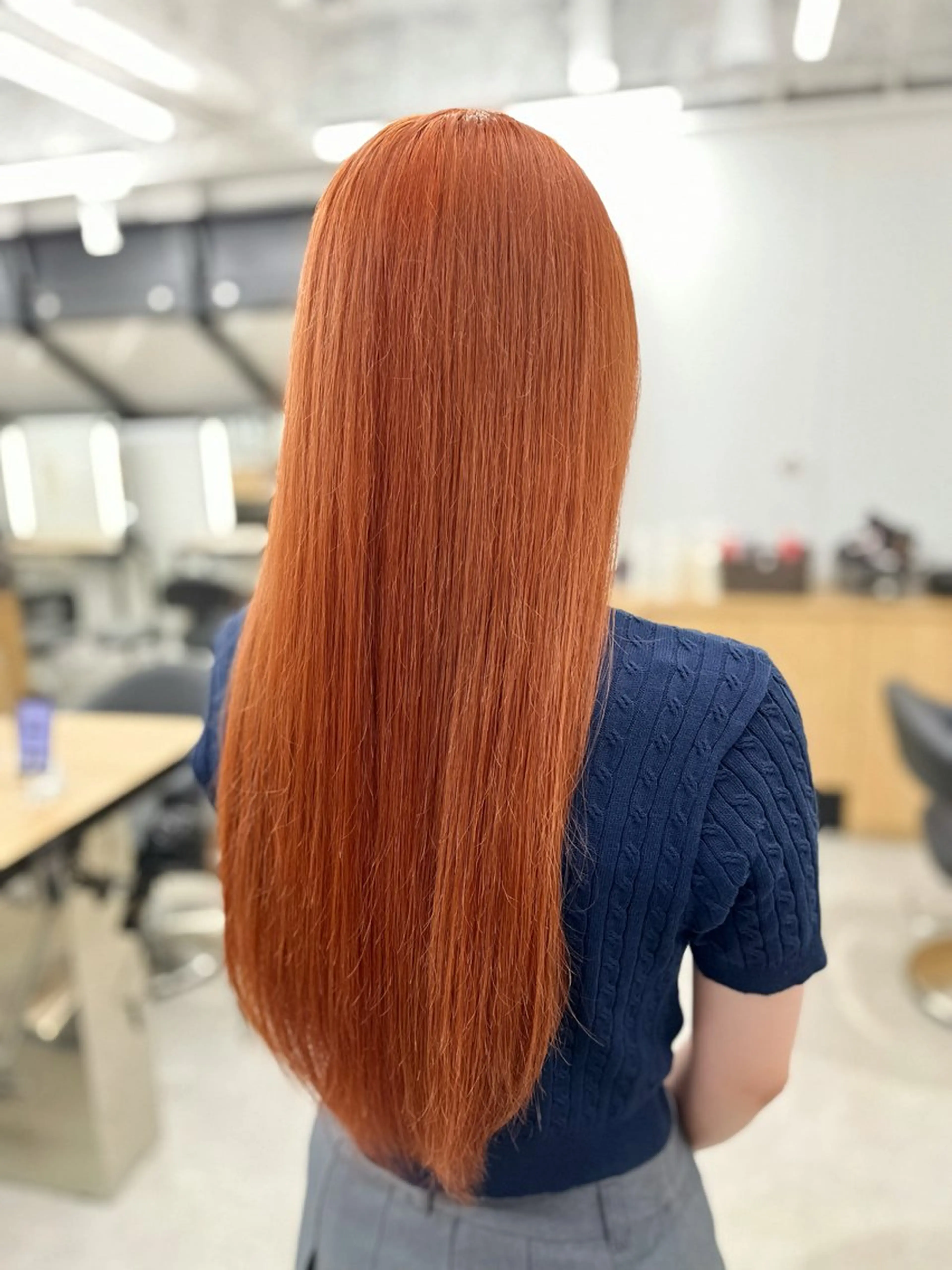 セミロング カラー オレンジ ヘアカラー トリートメント 縮毛矯正/ハイトーン /パーマ/せき🧸のヘアスタイル