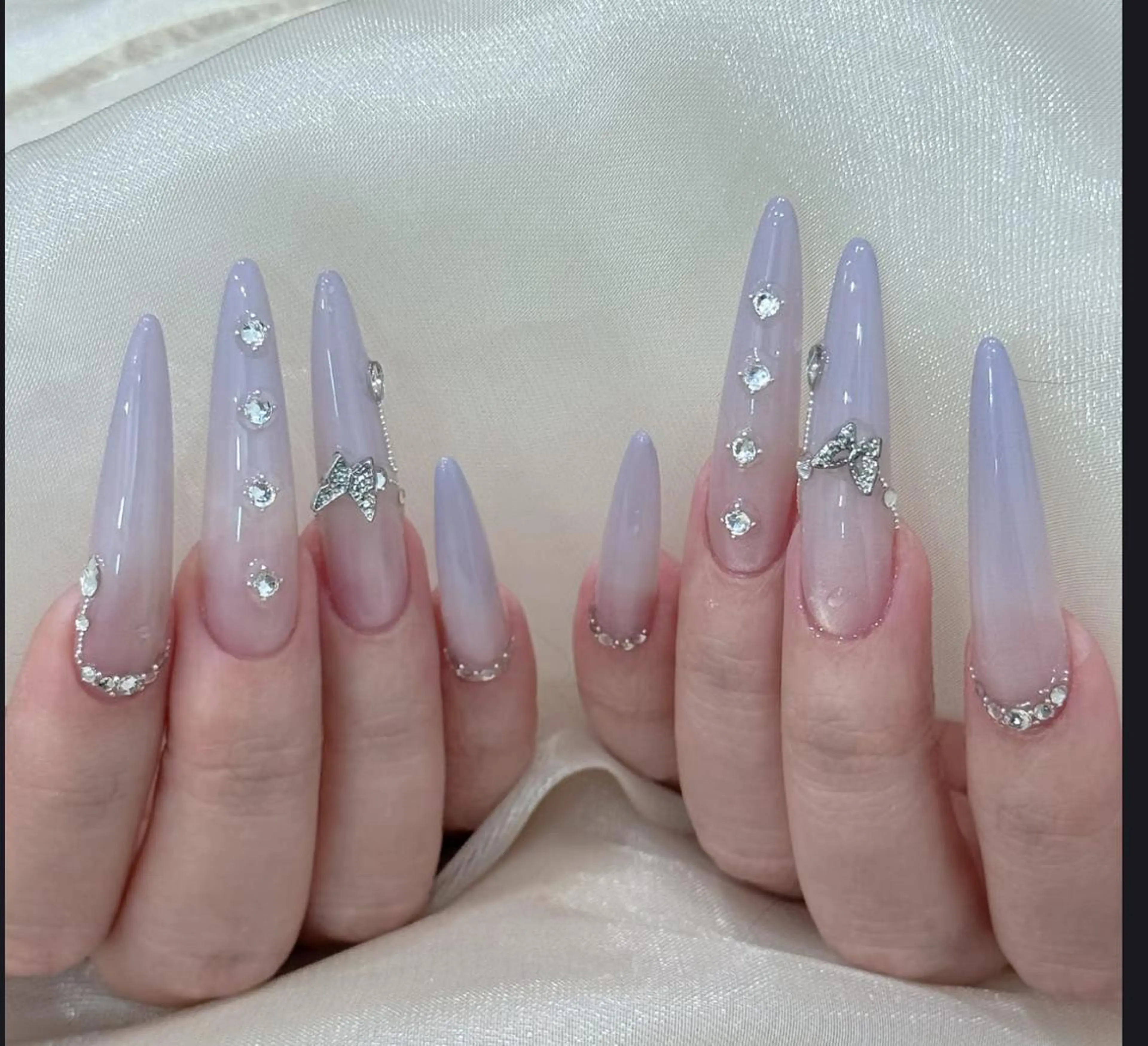 ネイル ハンドネイル 🎀 KiKi_nailのネイルデザイン