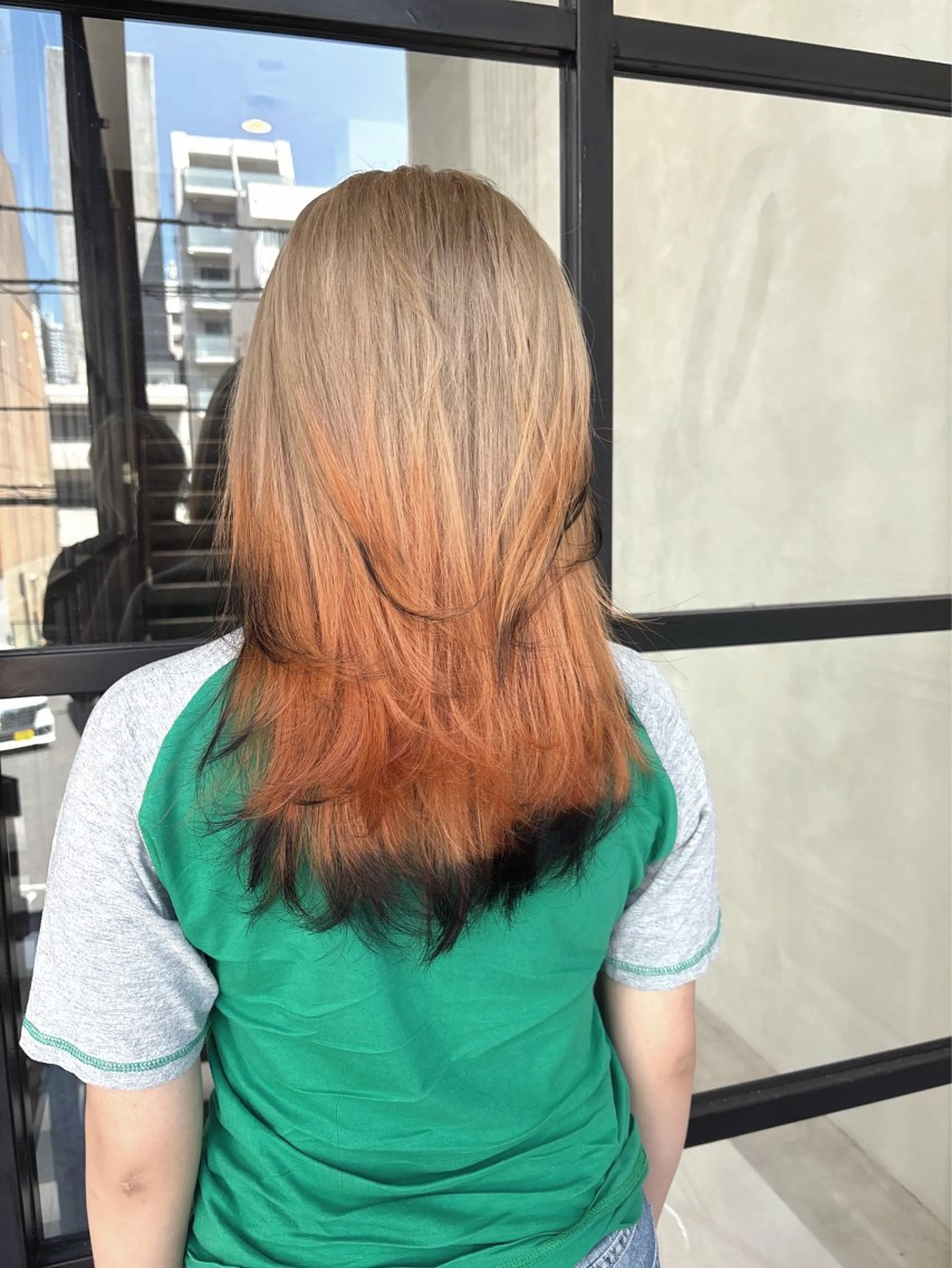 ロング 狐カラー ヘアカラー MaisonHALU さくらのヘアスタイル