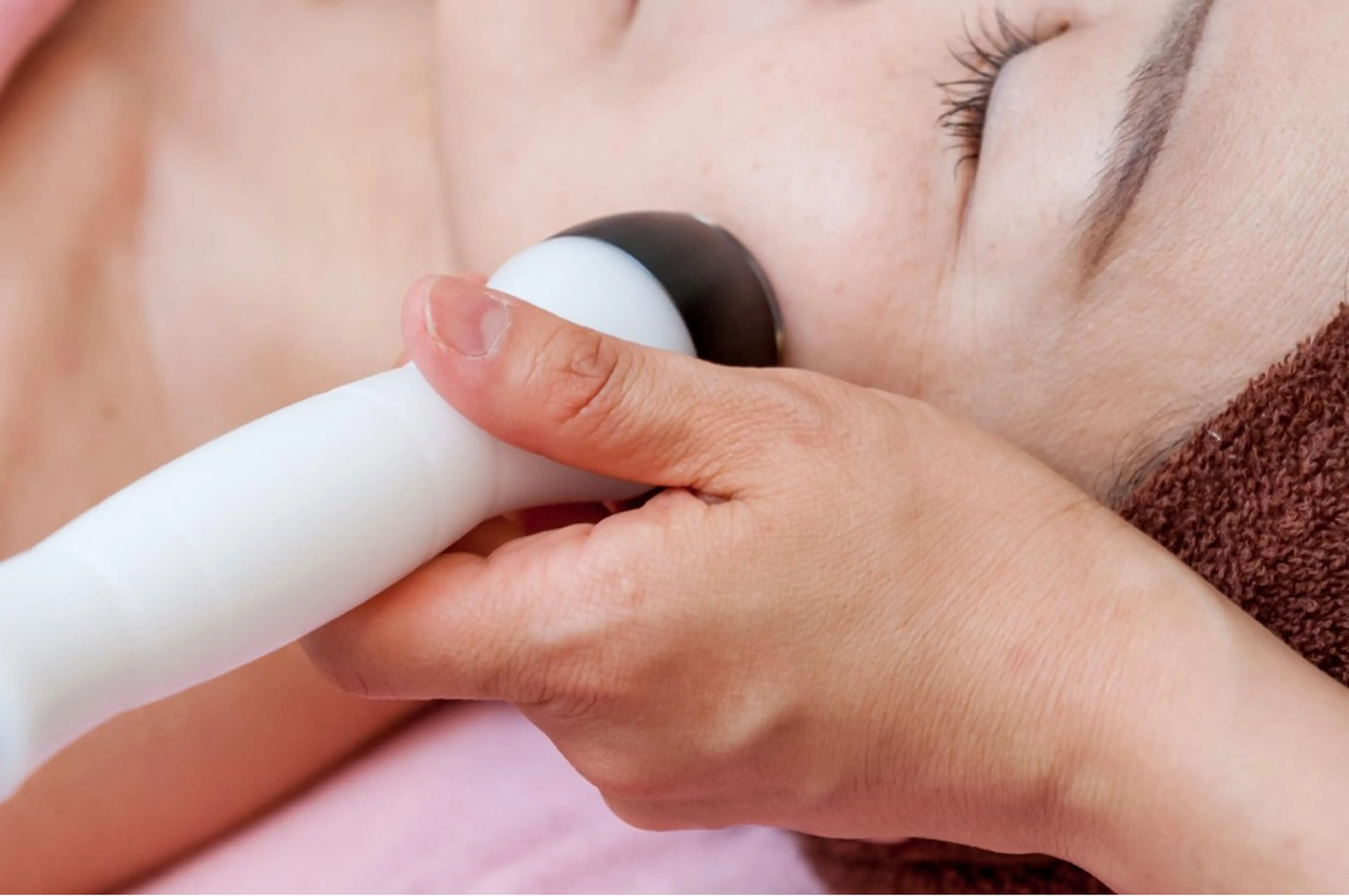 萩野悠 【VINOS金沢店】のエステ・リラクイメージ