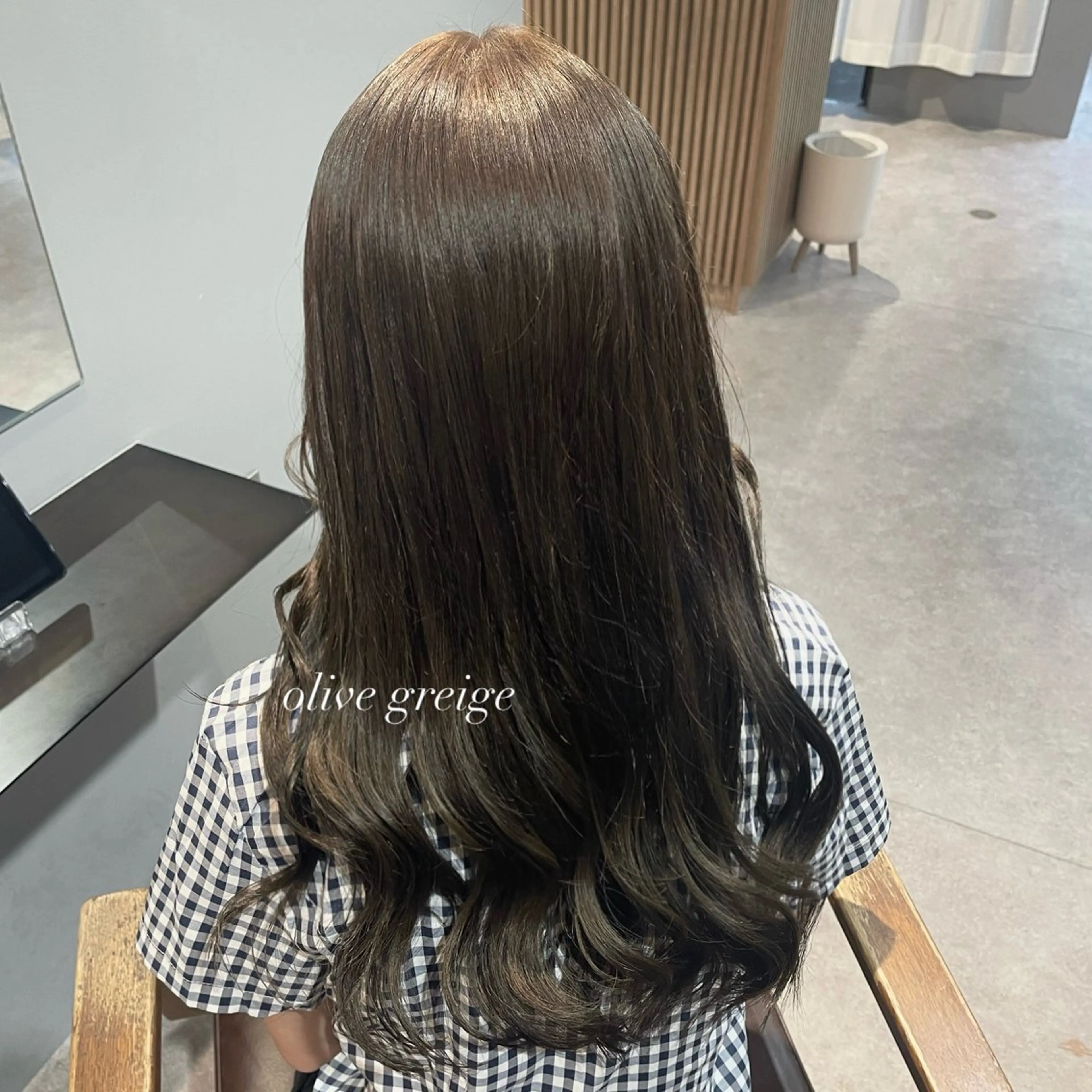 セミロング ヘアカラー トリートメント Mimi🎀ブリーチ なし透明感 Ｗカラーのヘアスタイル