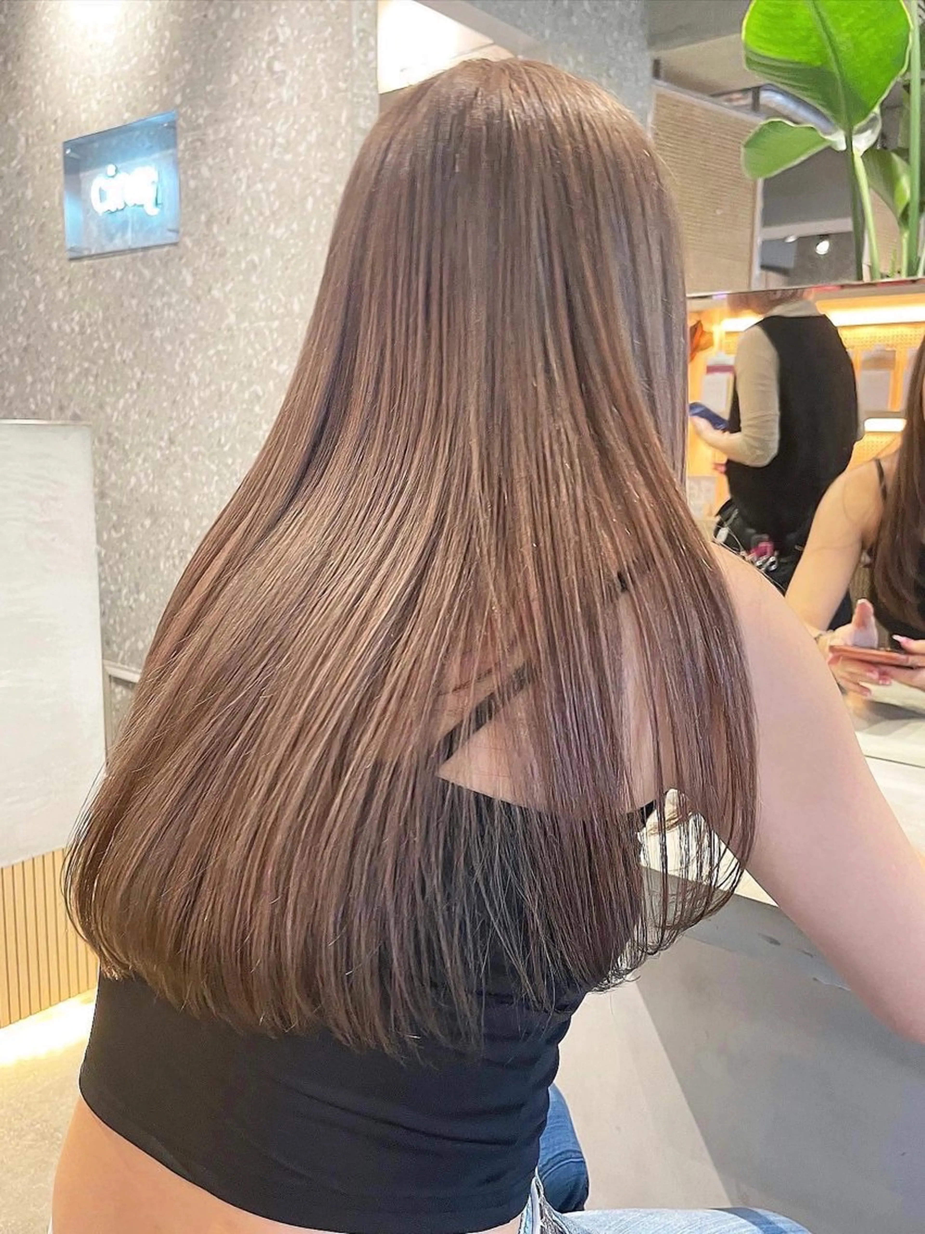 ロング ミルクティーベージュ /三村克彦のヘアスタイル