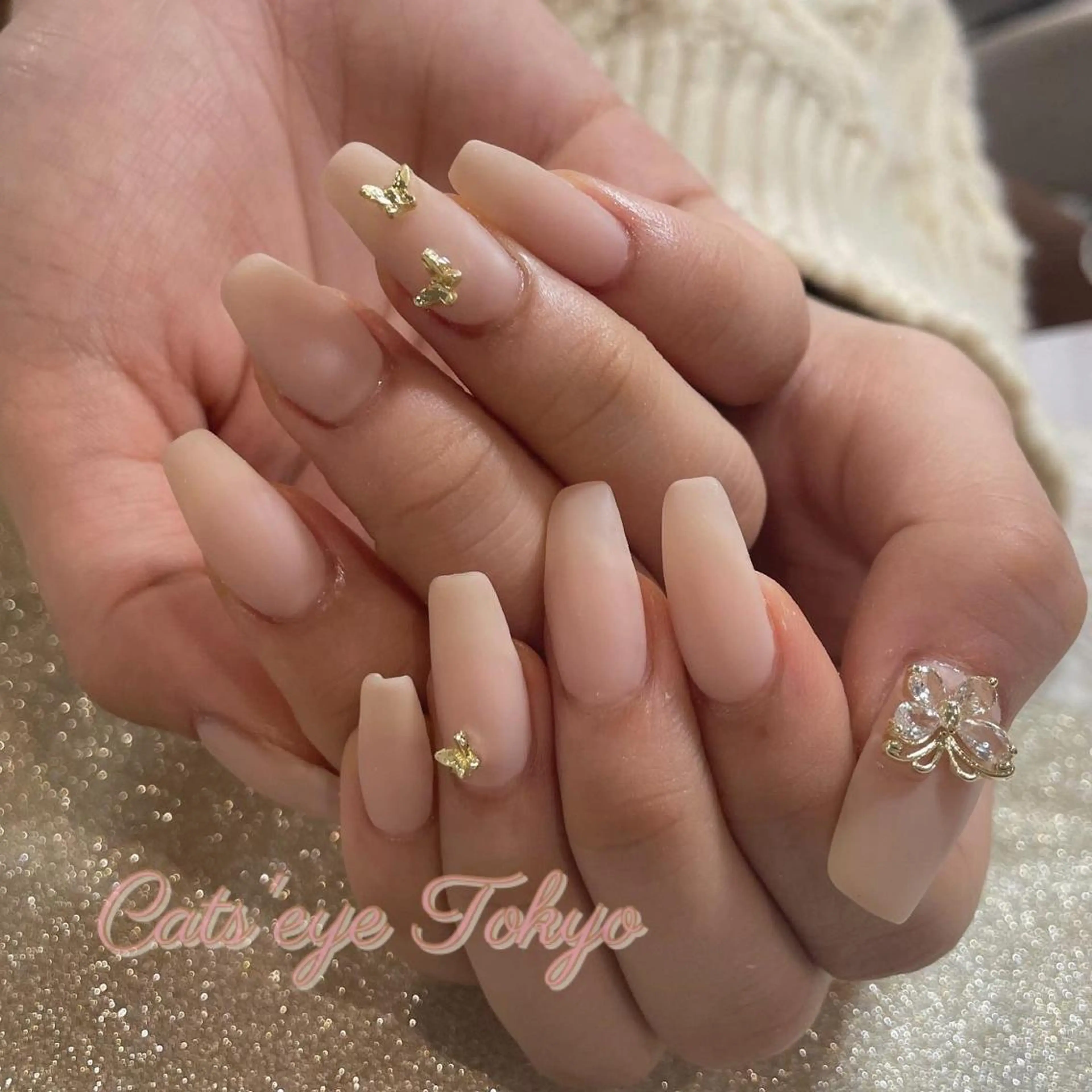 ネイル マツエク・マツパ マットネイル Cat's eye TOKYO 新宿店のネイルデザイン
