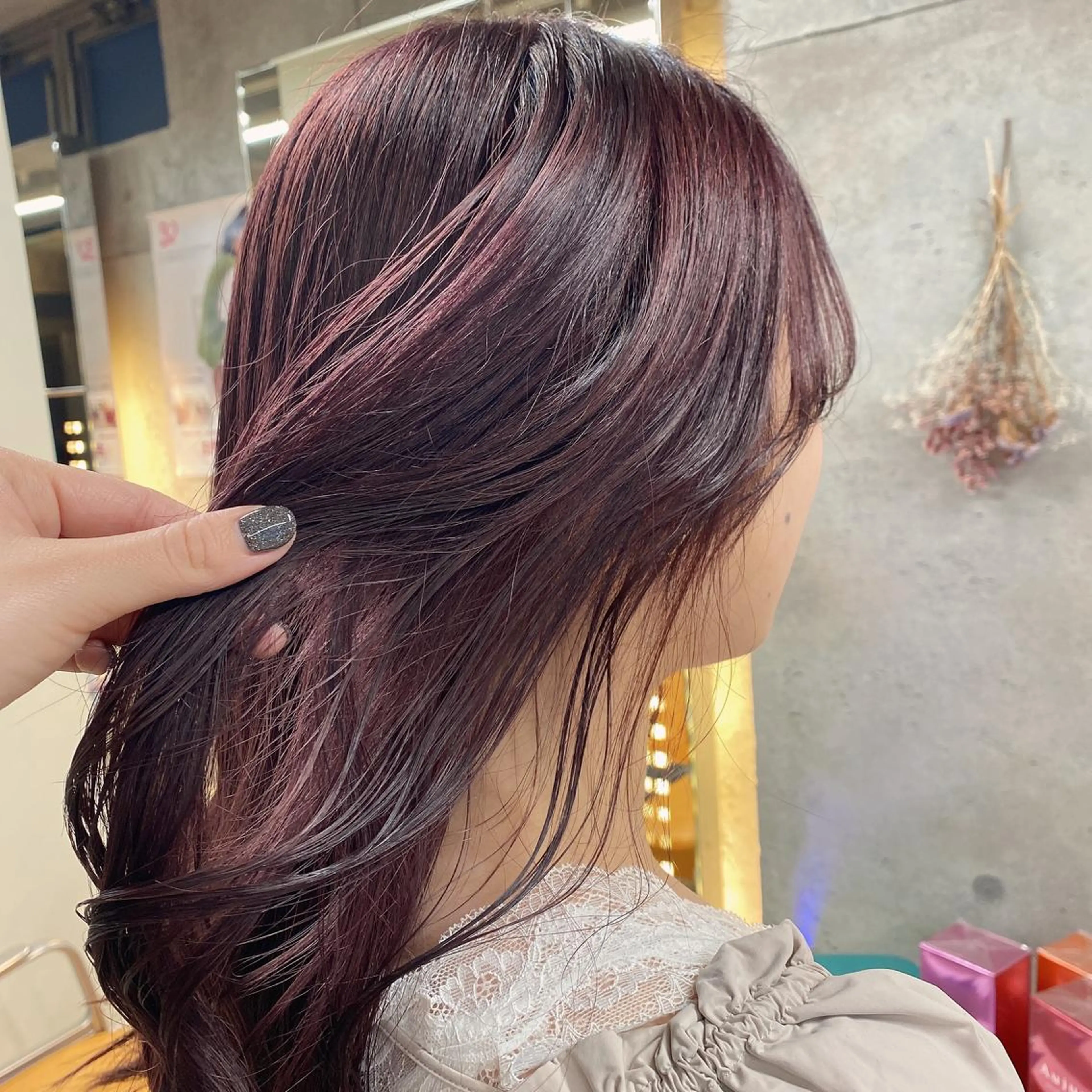 ロング カラー ハイトーンカラー ラベンダーカラー ラベンダーピンク ピンクカラー ヘアカラー トリートメント wakana 【ブリーチカラー】のヘアスタイル