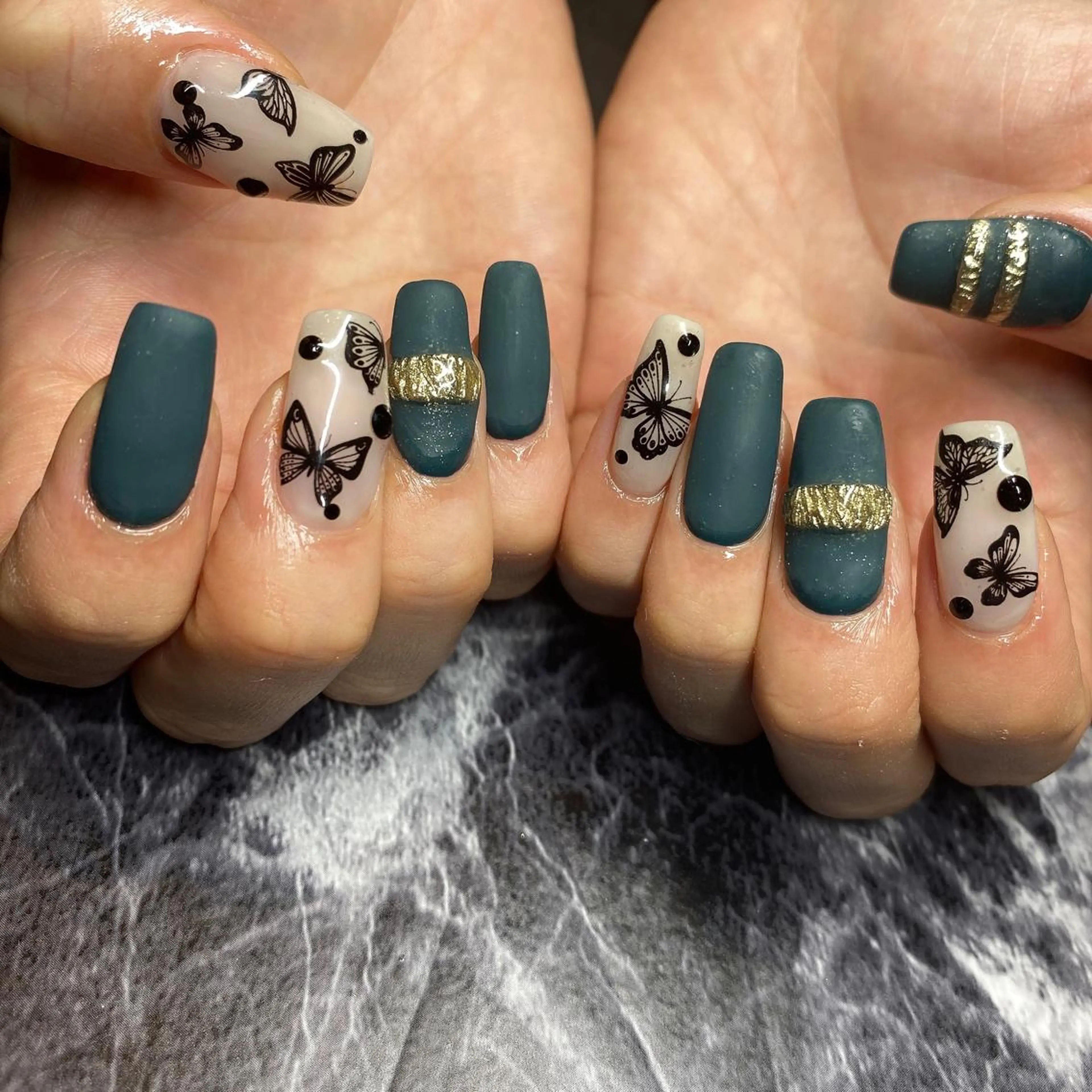 ネイル ジェルネイル スカルプネイル しば まなみのネイルデザイン