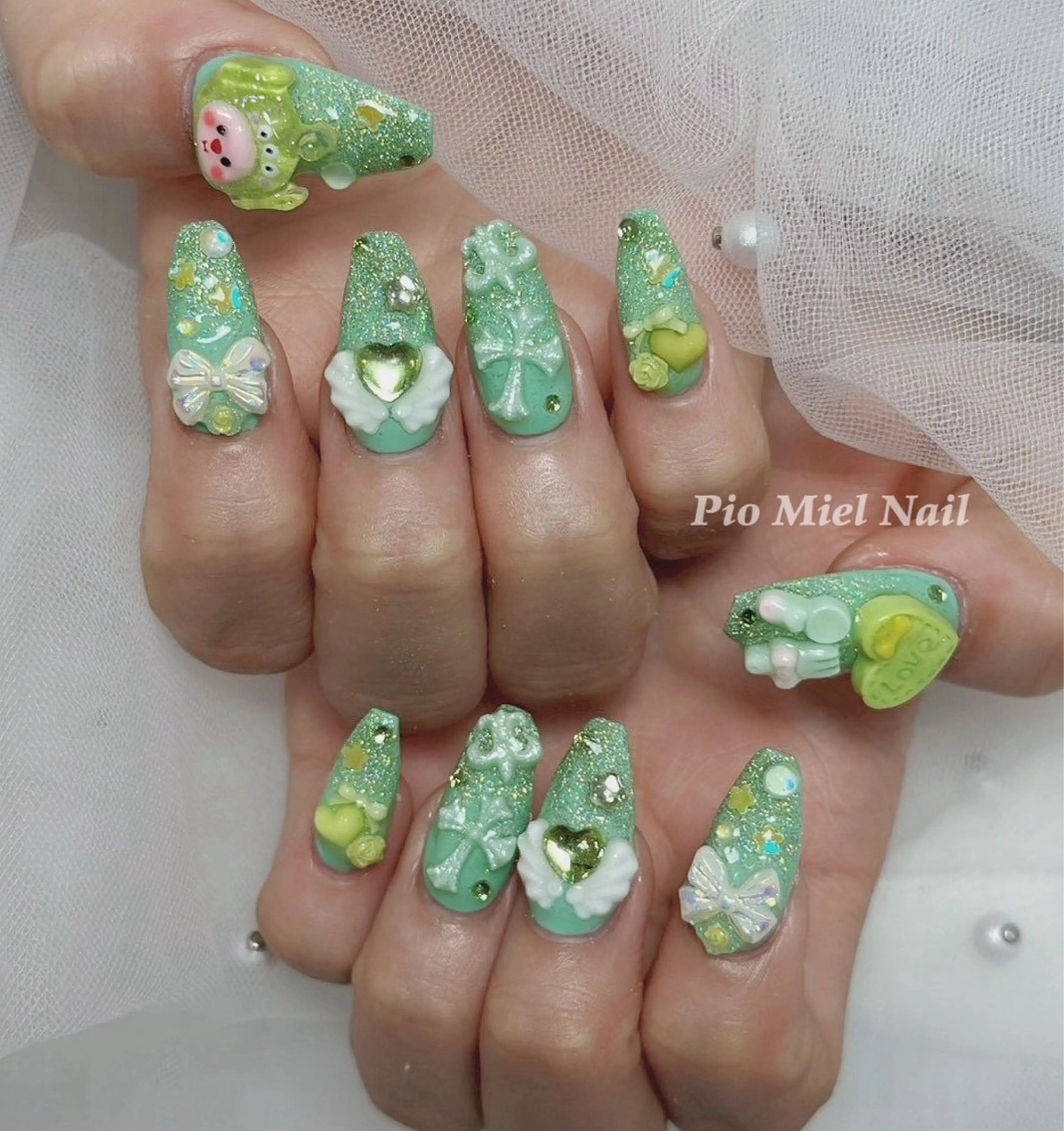 ネイル Pio Mielのネイルデザイン