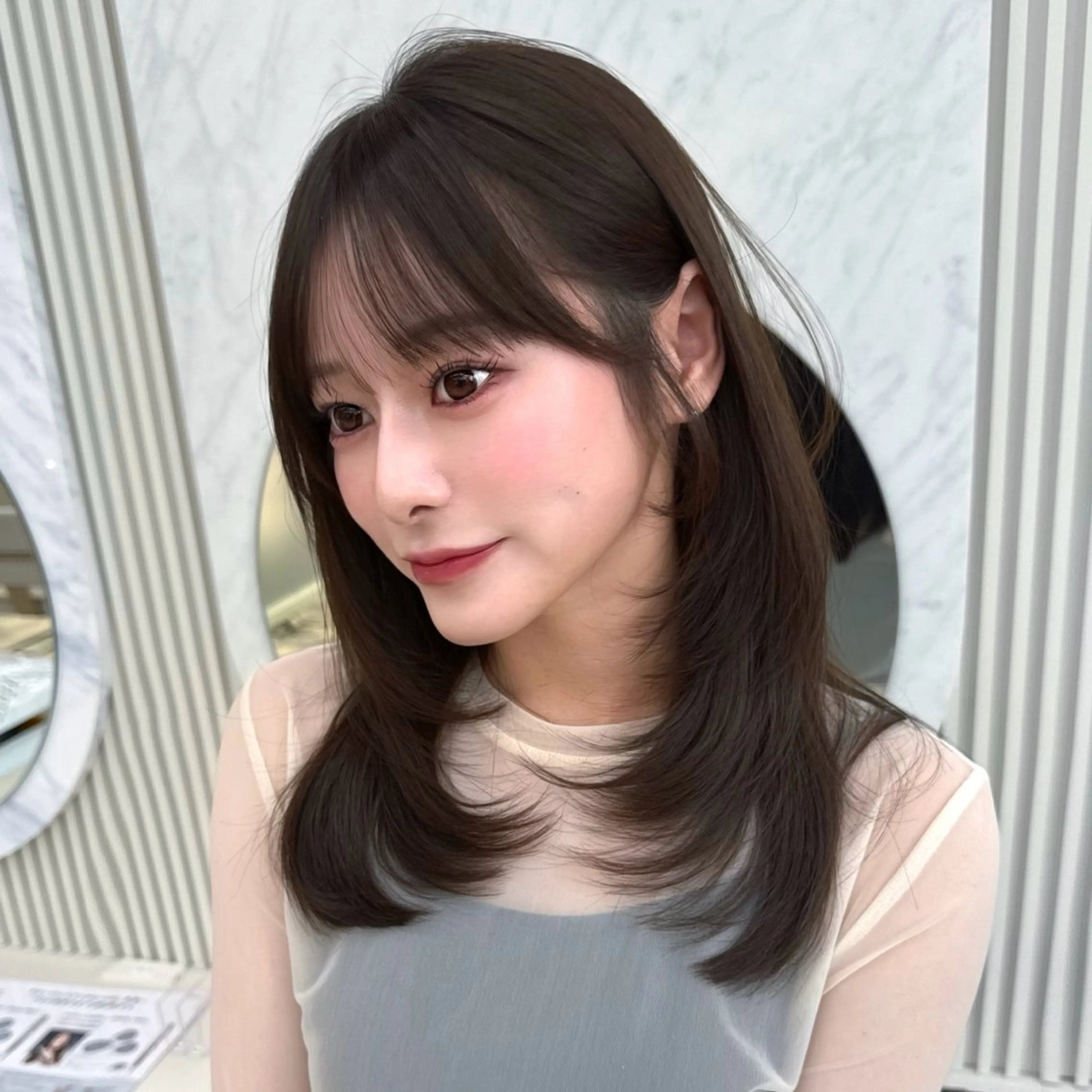 ミディアム カラー カット ヘアカラー トリートメント 似合わせレイヤー/ 透明感カラーのヘアスタイル