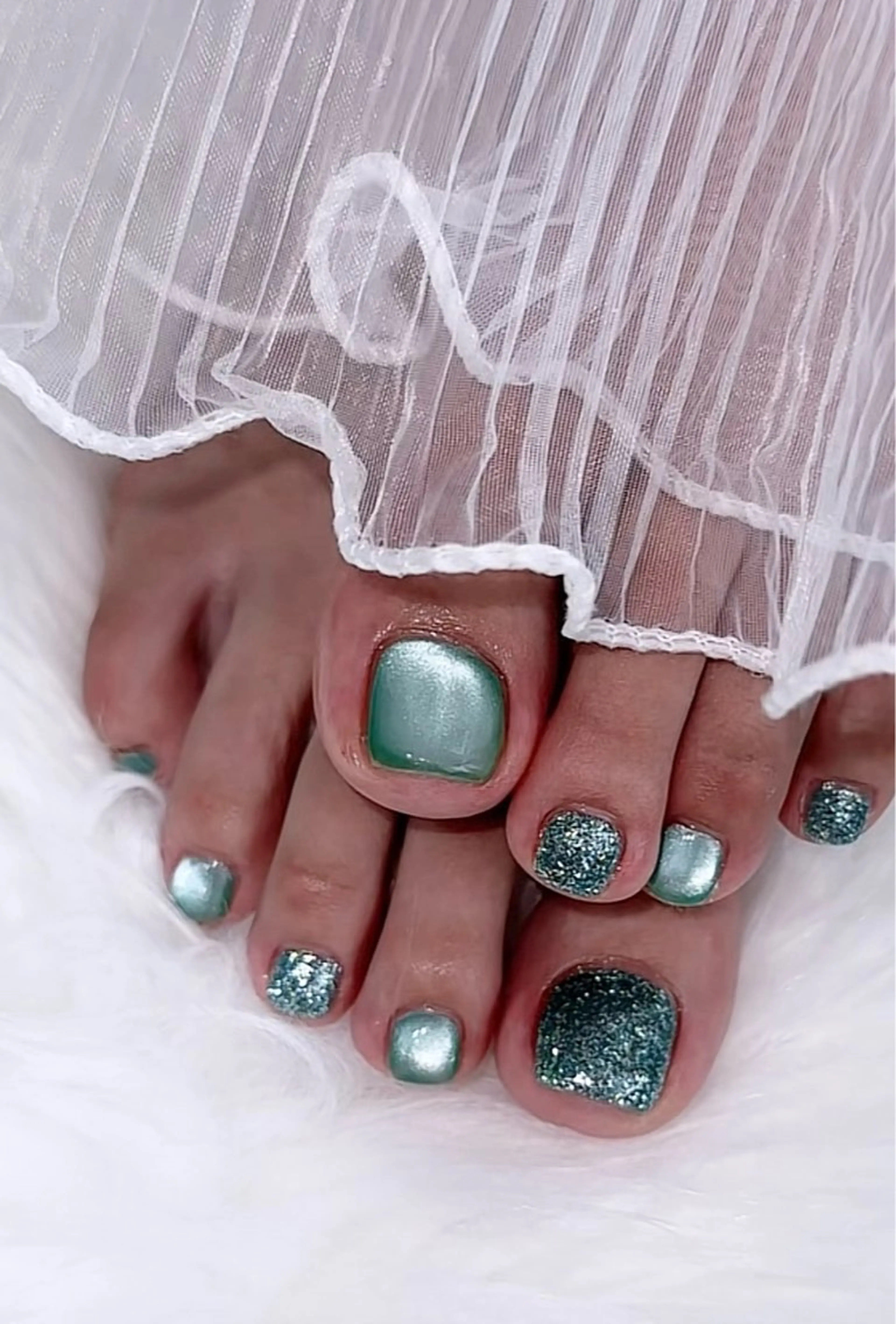 ネイル フレンチネイル ジェルネイル ガラスフレンチ グラデーション マグネットネイル Queeens nailのネイルデザイン