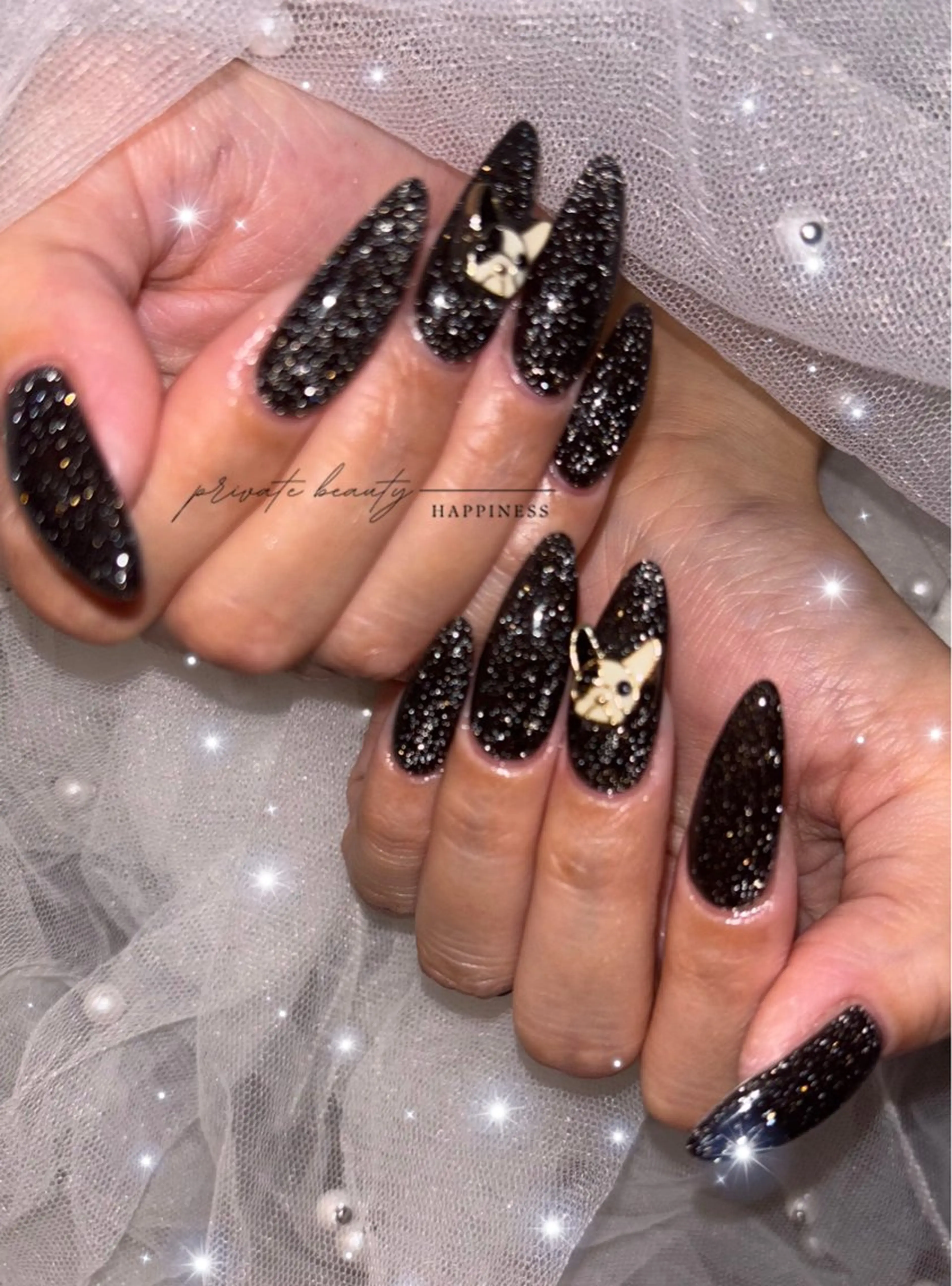 ネイル フラッシュネイル フレンチネイル 韓国ネイル ロングネイル ワンカラーネイル ハンドネイル happiness nailのネイルデザイン