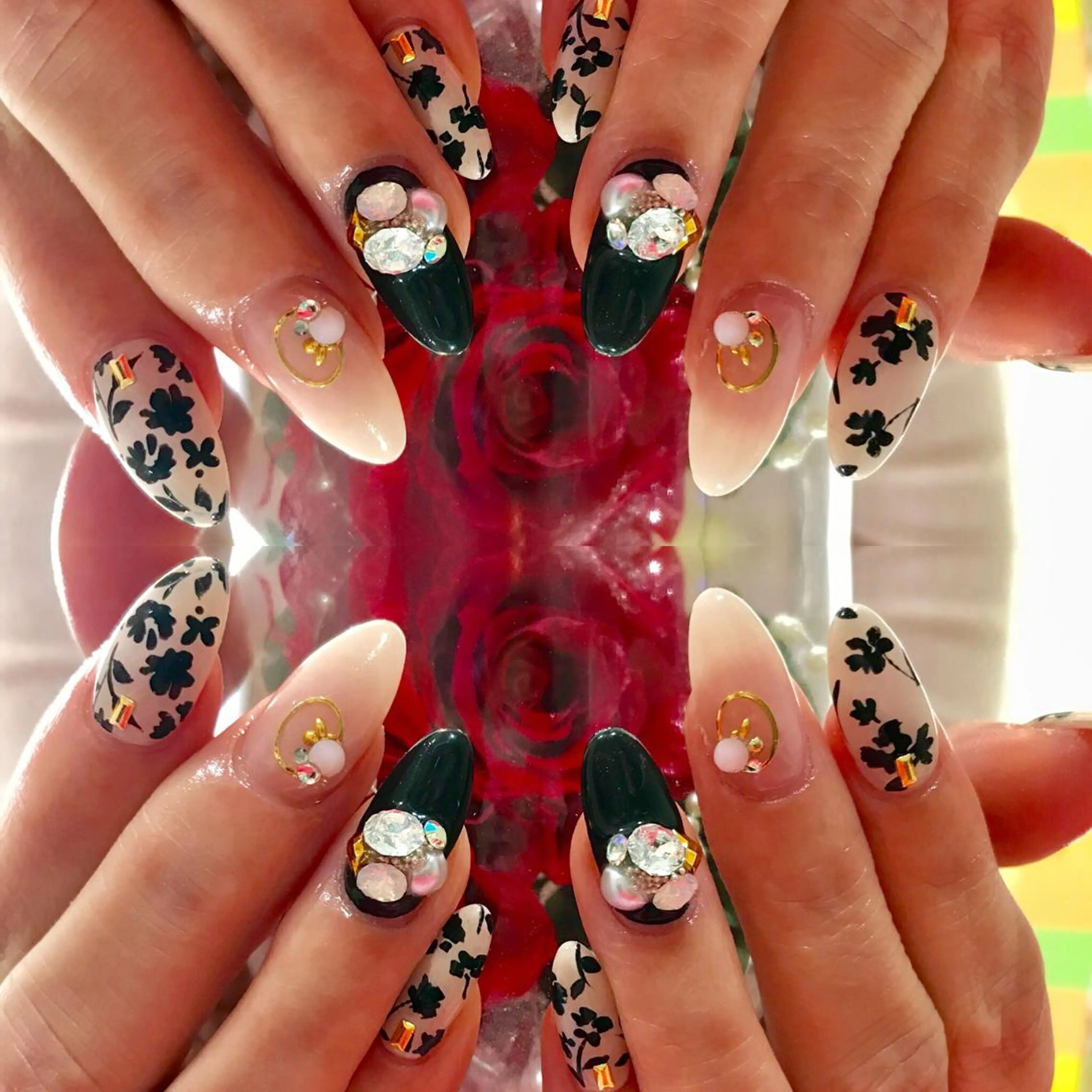 ネイル ジェルネイル Grazie AMOREのネイルデザイン