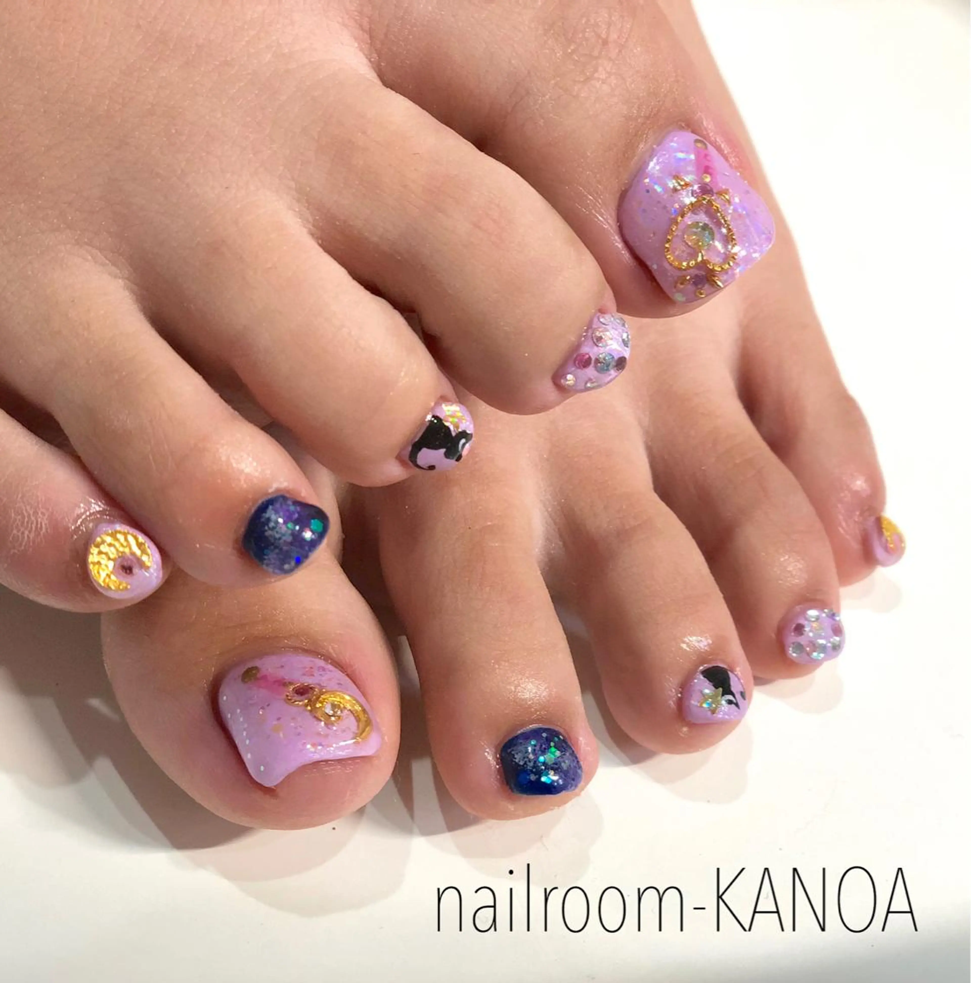 ショート ネイル フットネイル nailroom- KANOAのネイルデザイン