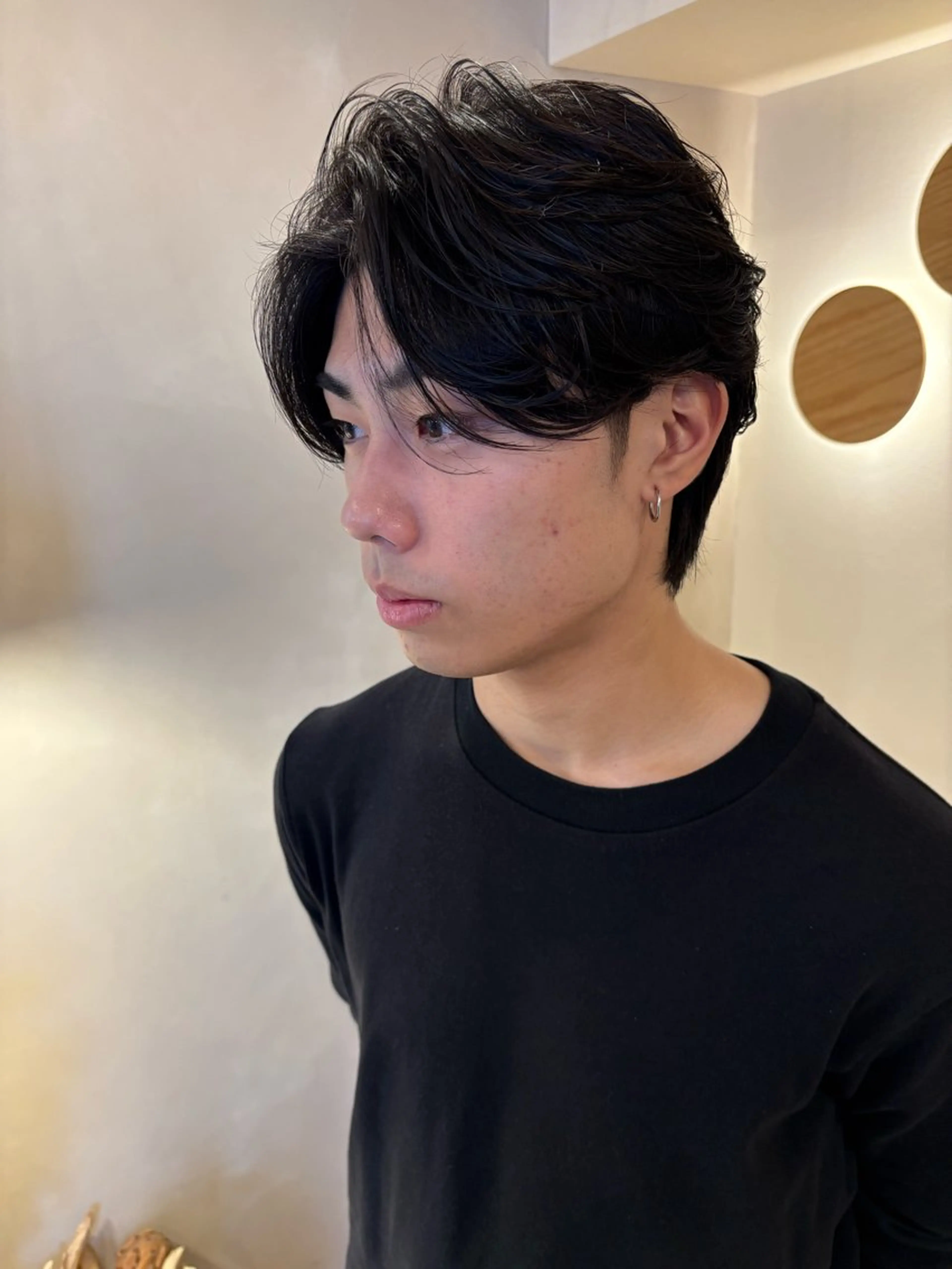 ミディアム パーマ メンズ ミディアムパーマ フェザーパーマ メンズパーマ カット パーマ トリートメント ツイスパ/波巻き 鈴木教介👯‍♀️のヘアスタイル