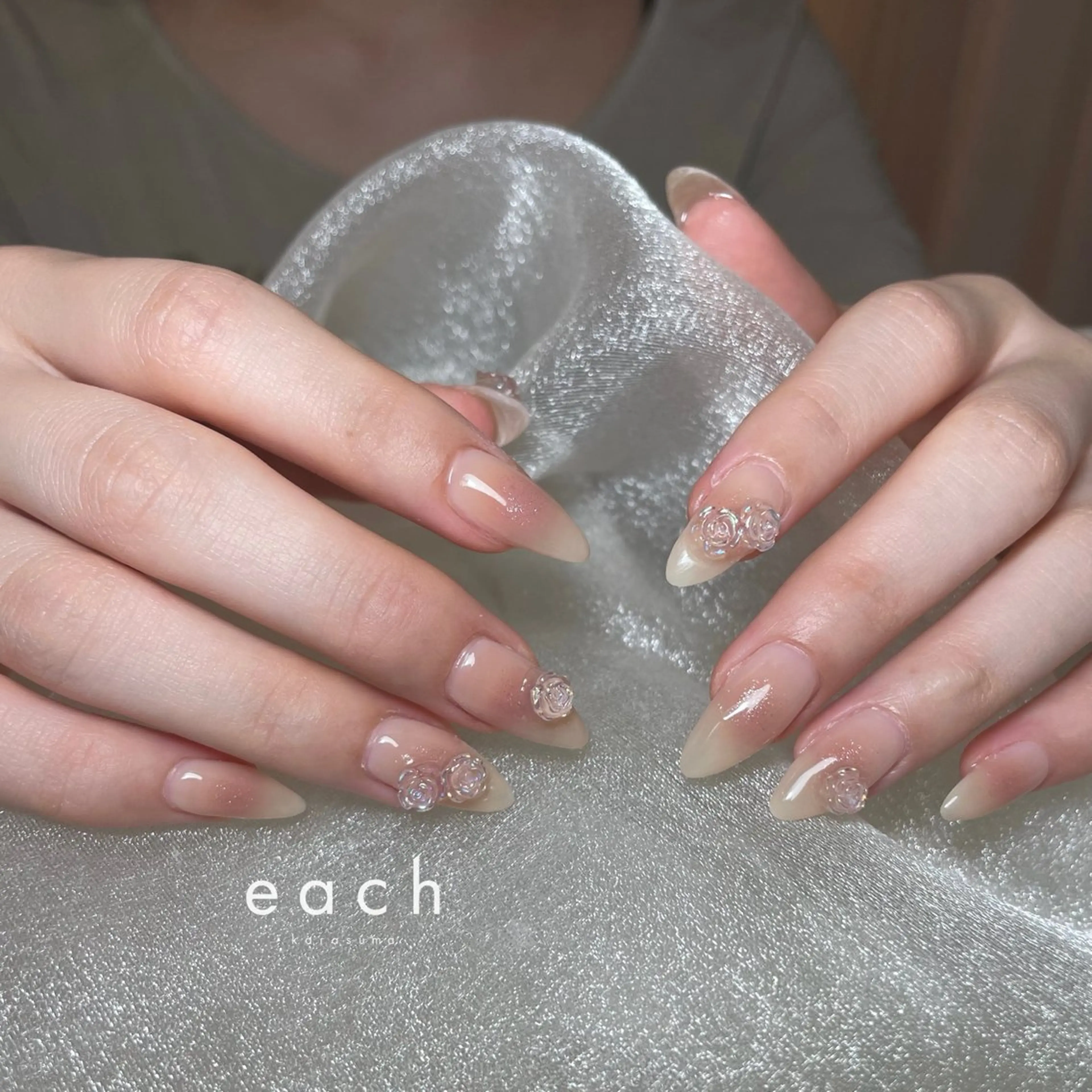 ネイル each lucaのネイルデザイン