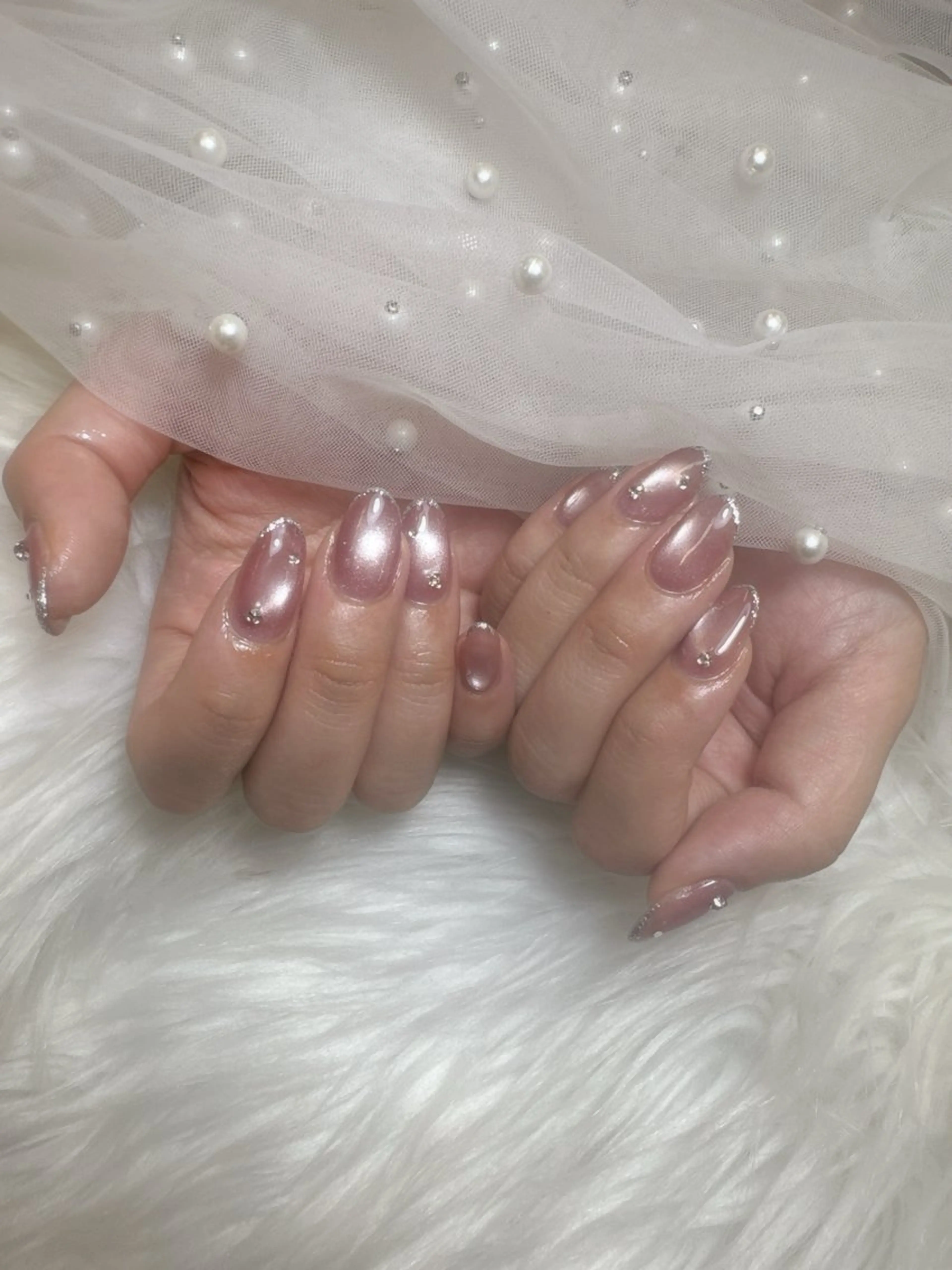 ネイル チークネイル ジェルネイル キラキラネイル 韓国ネイル 持ち込み ハンドネイル Queeens nailのネイルデザイン