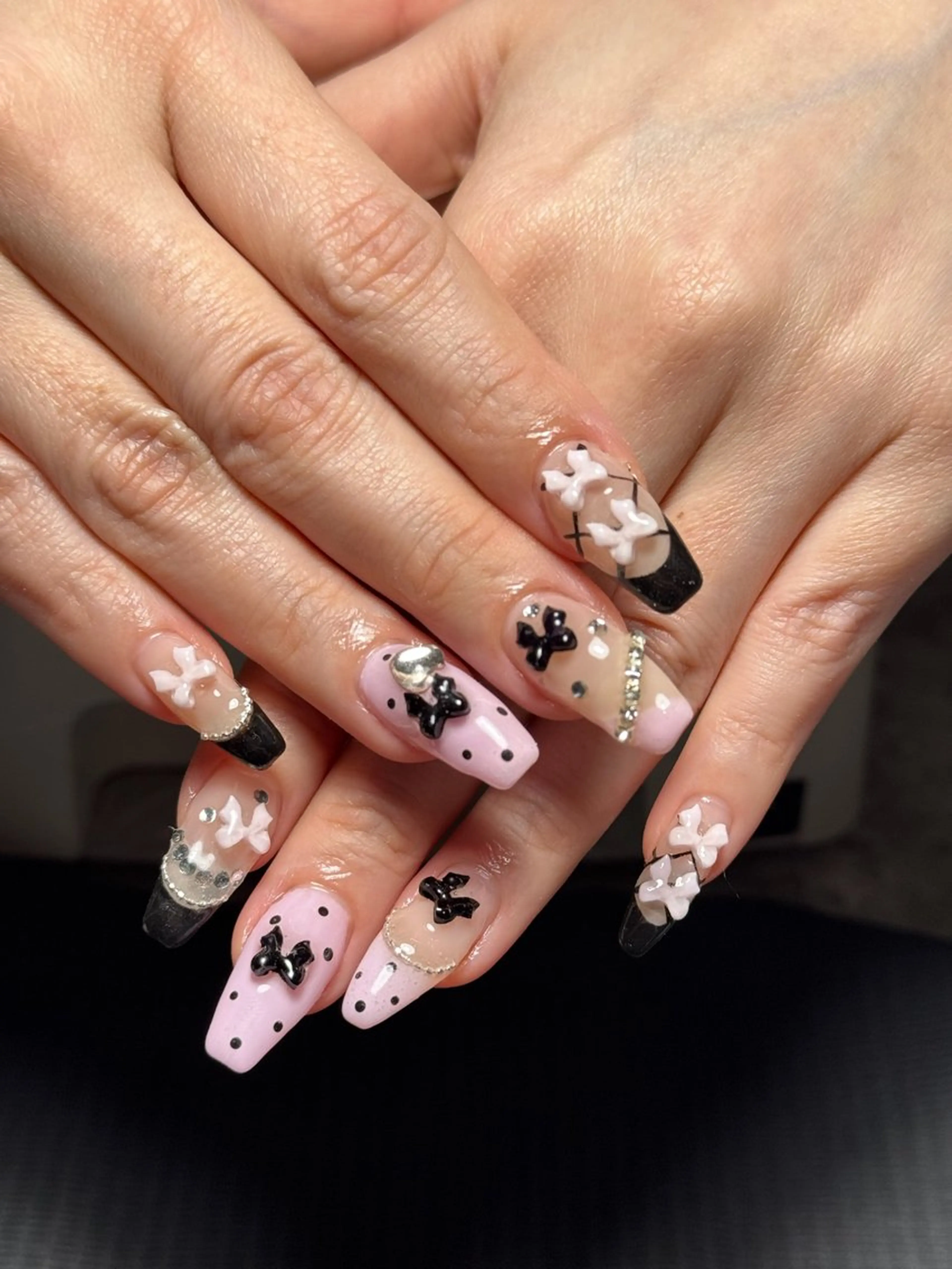 ネイル moni nailのネイルデザイン