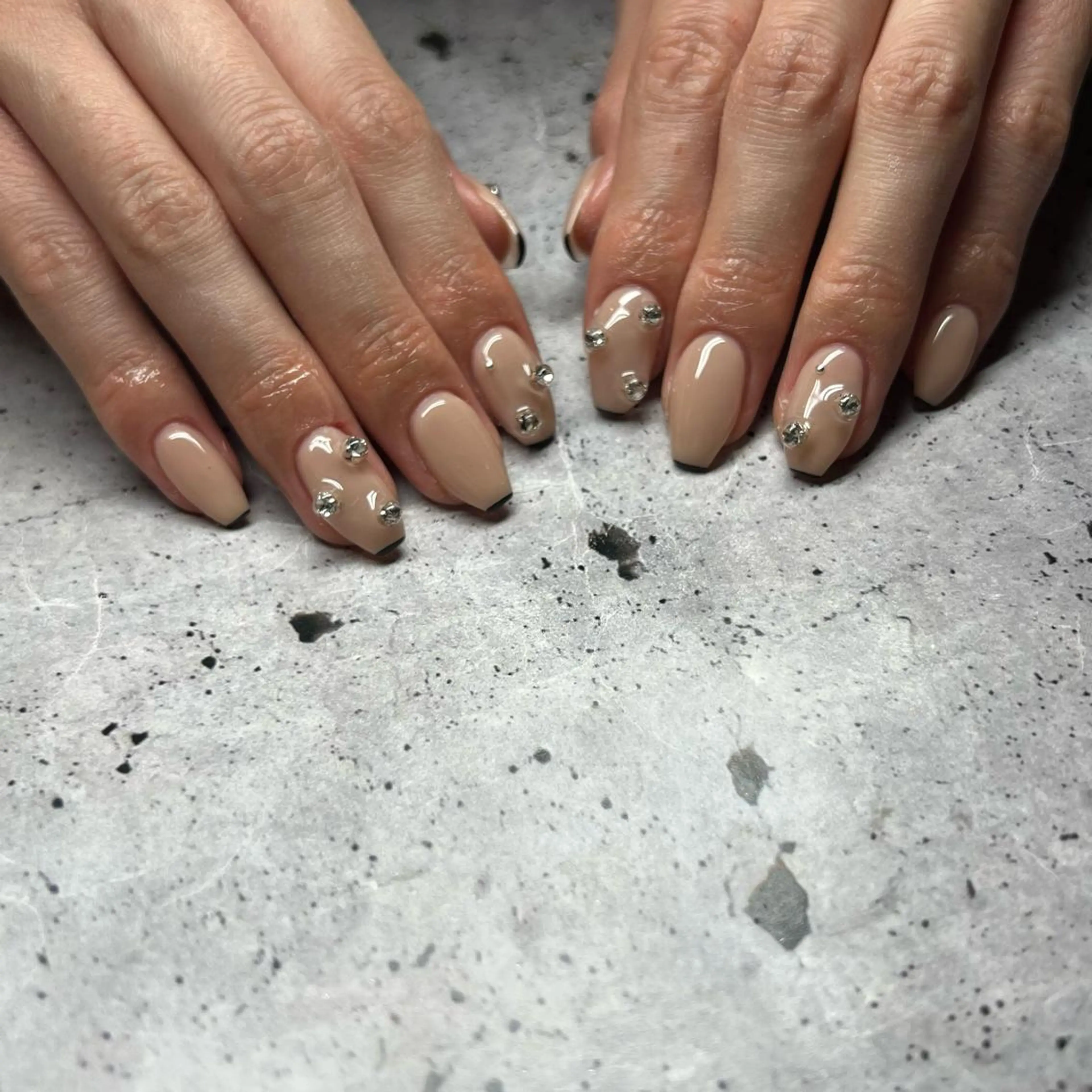 ネイル ハンドネイル 𝐫𝐚𝐢 𝐧𝐚𝐢𝐥のネイルデザイン