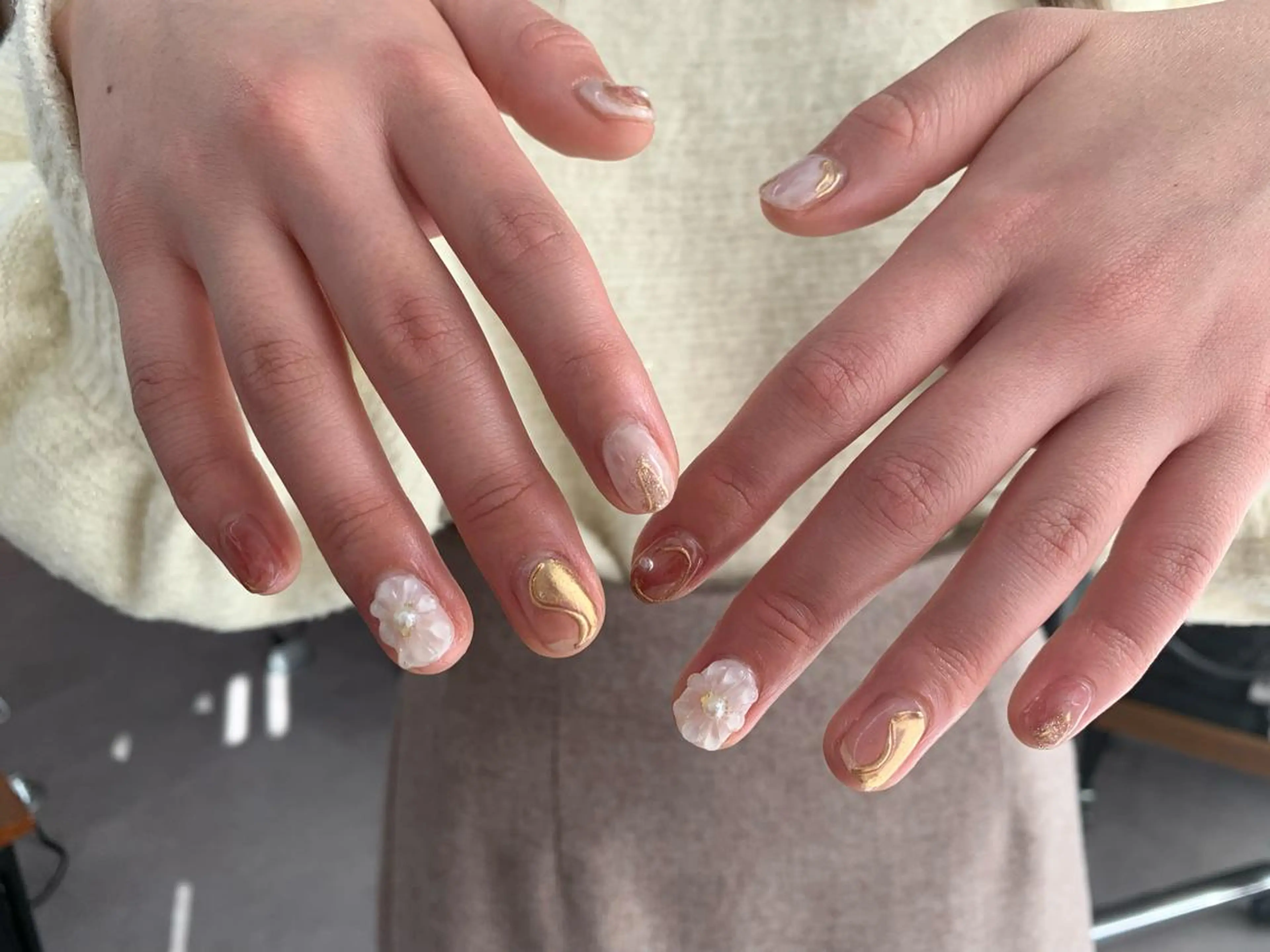 ネイル ぷっくりネイル マキノ ユイのネイルデザイン