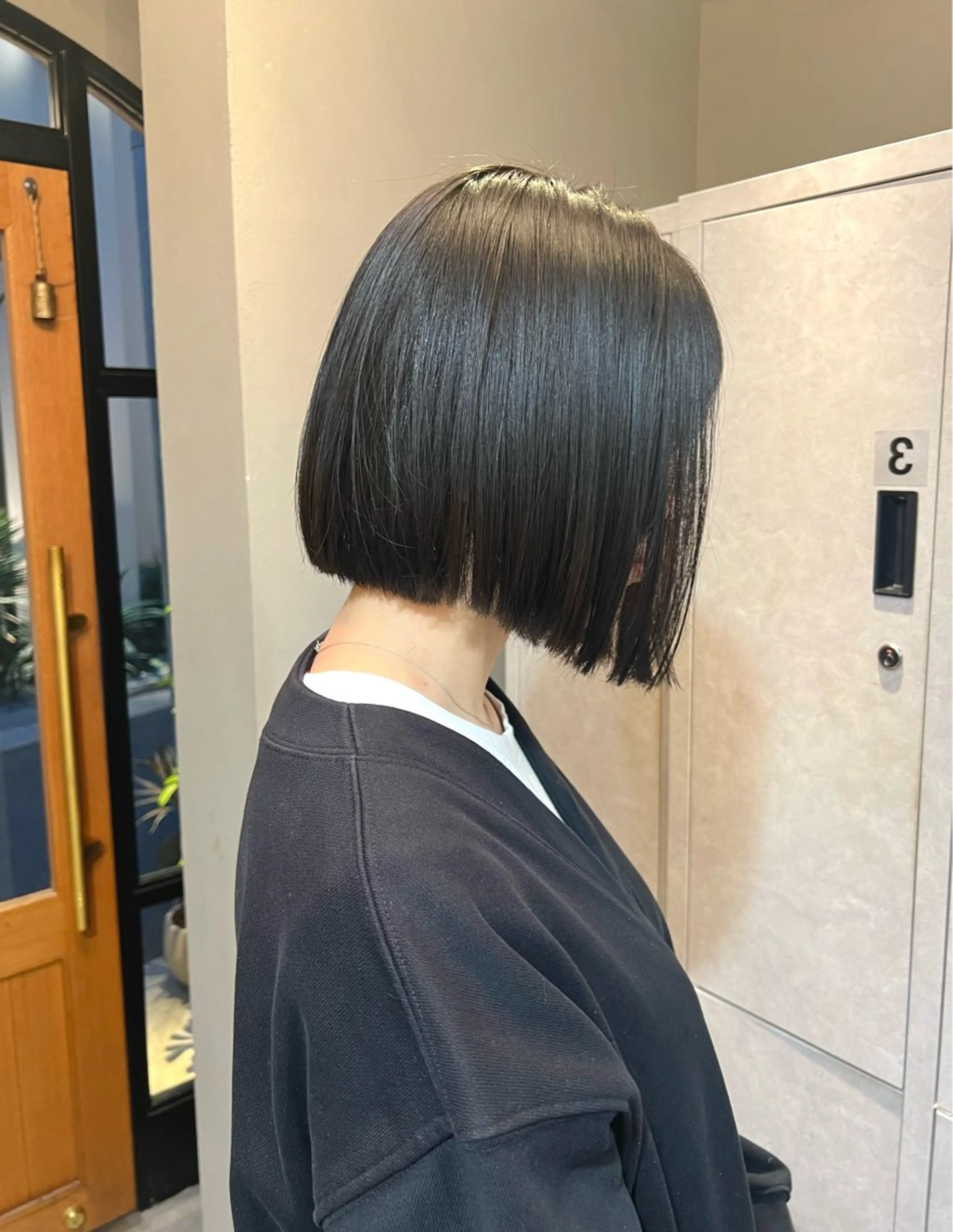 ショート カラー 切りっぱなしボブ ボブ 神戸ボブ✂️ ioe三宮/田 伸佳のヘアスタイル