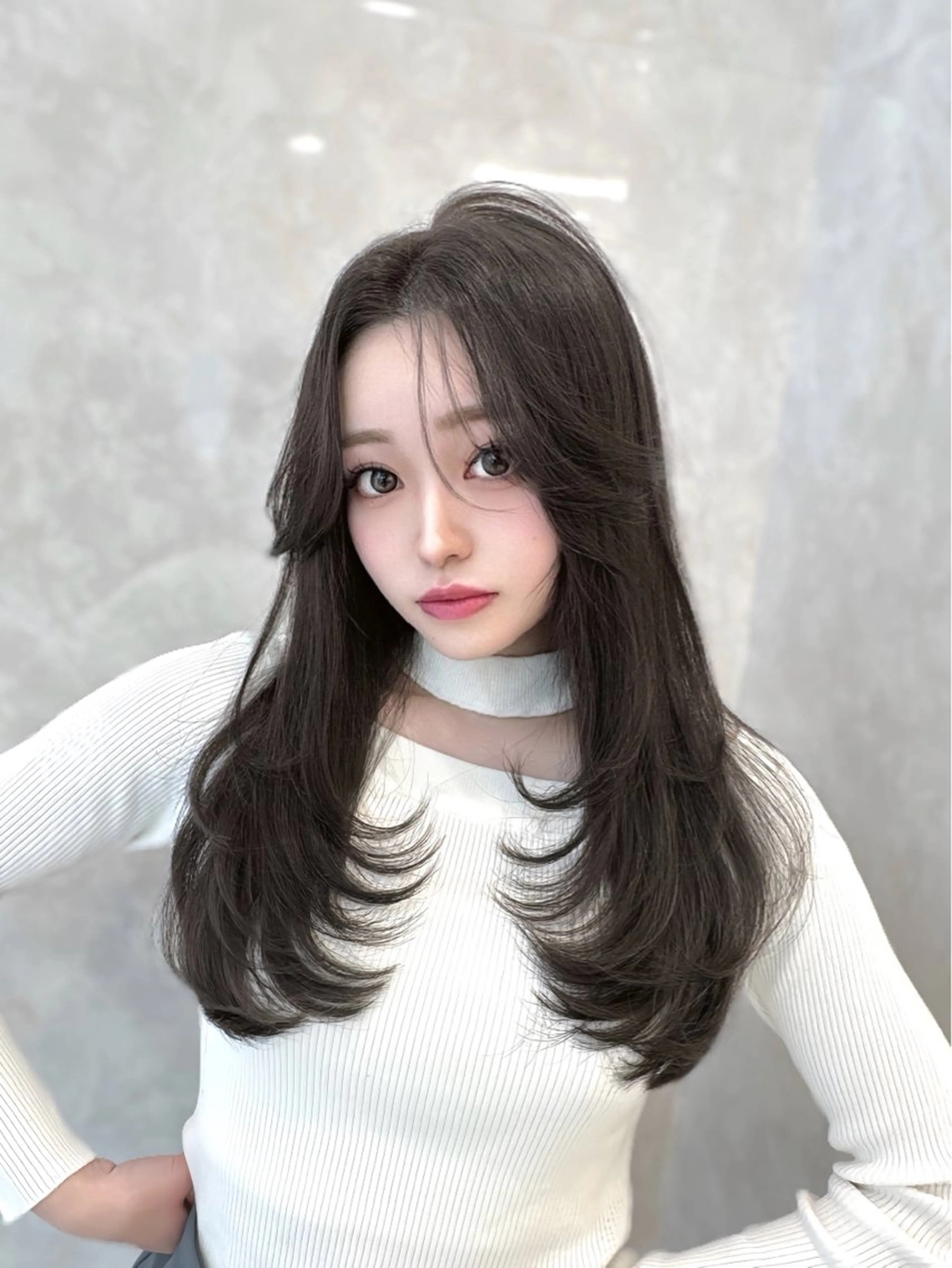 ロング ami 大人モテ/レイヤーのヘアスタイル