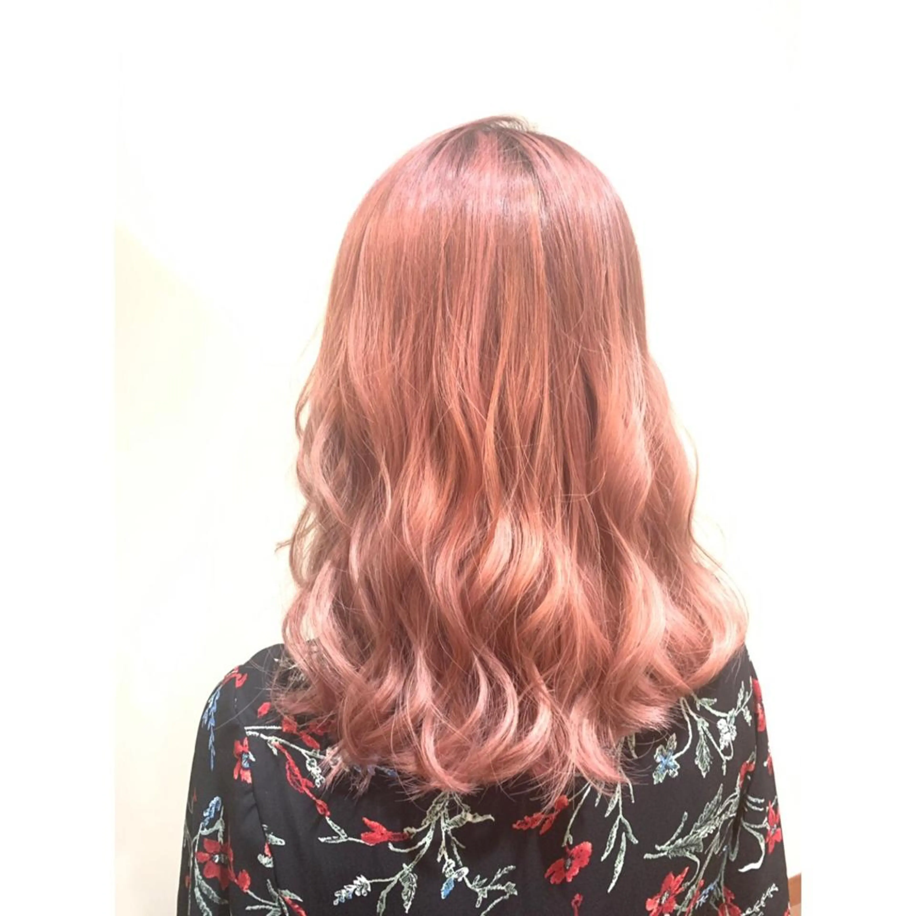 セミロング ヘアカラー トリートメント 💓シールエクステ ルミエールのヘアスタイル